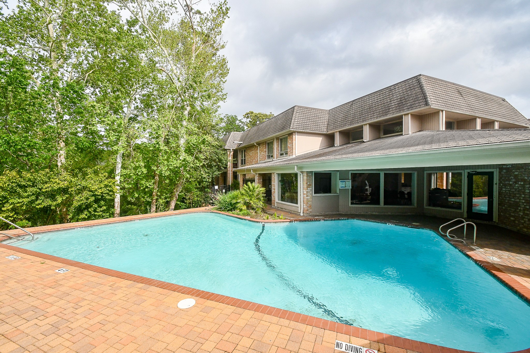 2230 S Piney Point Road 221 Property Photo 15