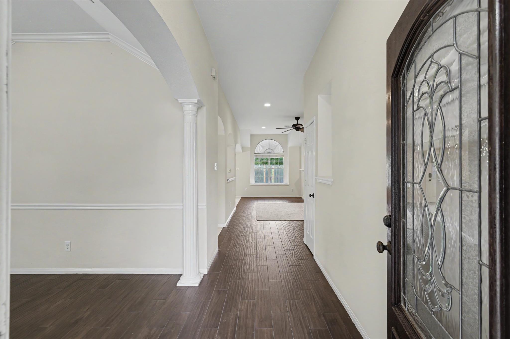 29823 Spring Acres Drive Property Photo 3