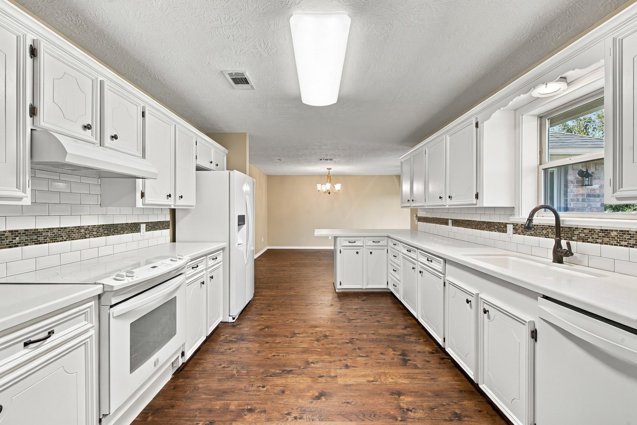 4551 Andert Road Property Photo 8