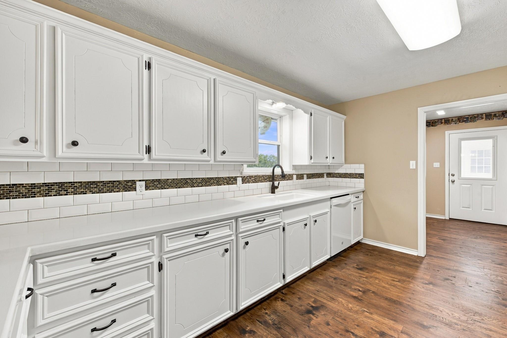 4551 Andert Road Property Photo 9