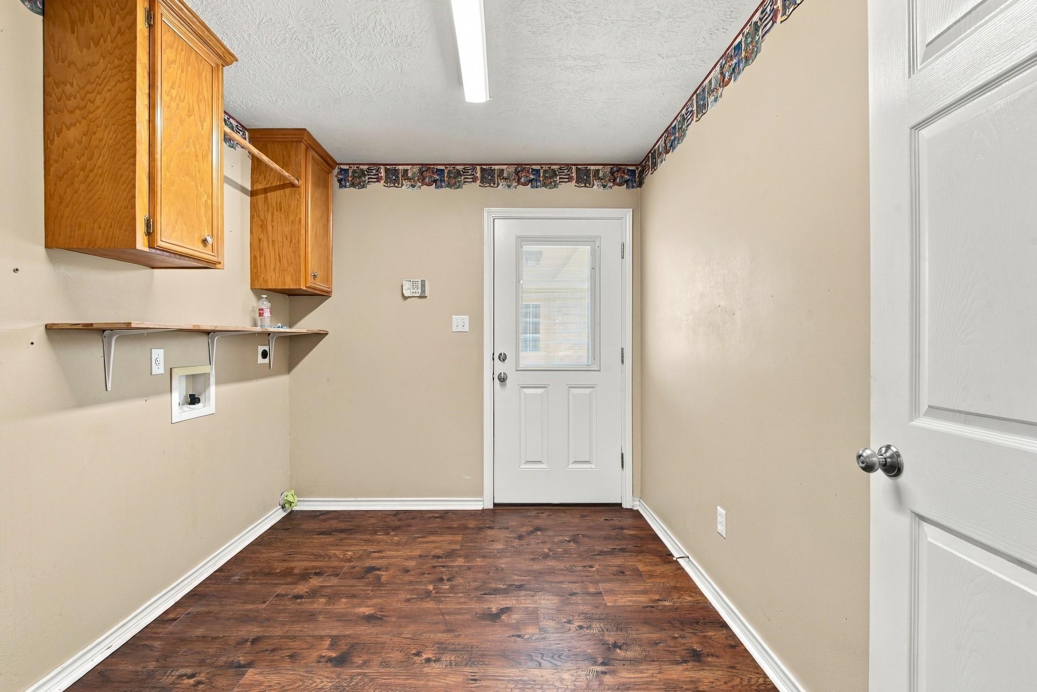 4551 Andert Road Property Photo 10