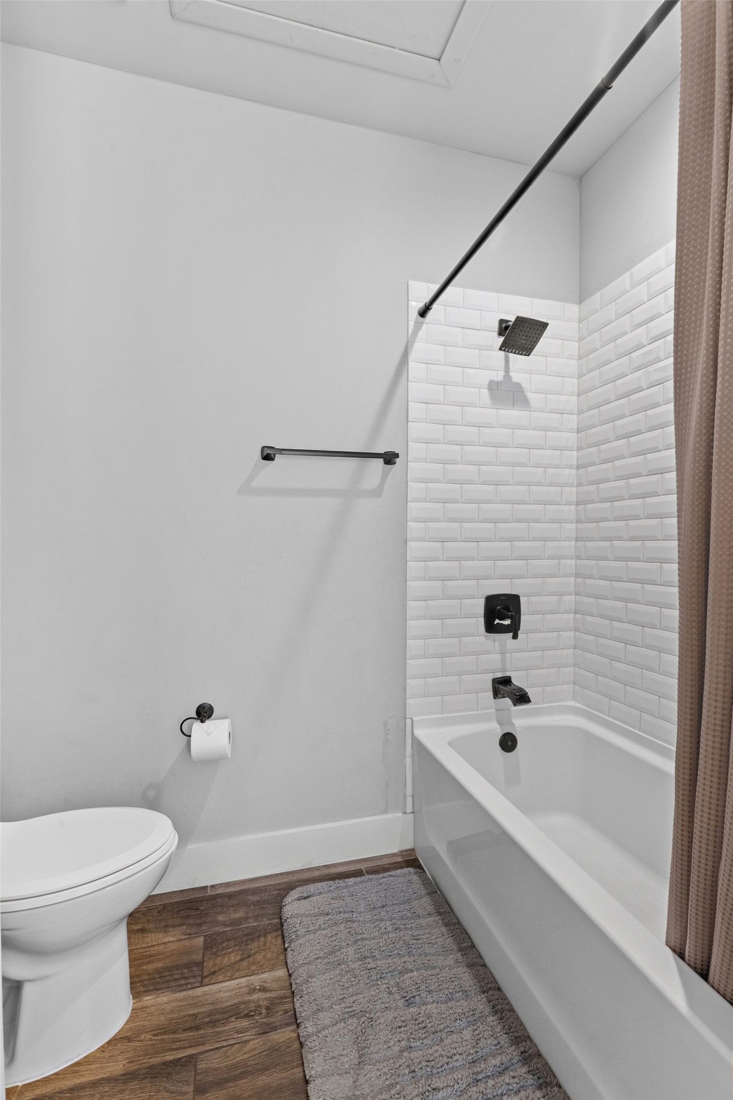 502 S Eagle Street 202 Property Photo 13