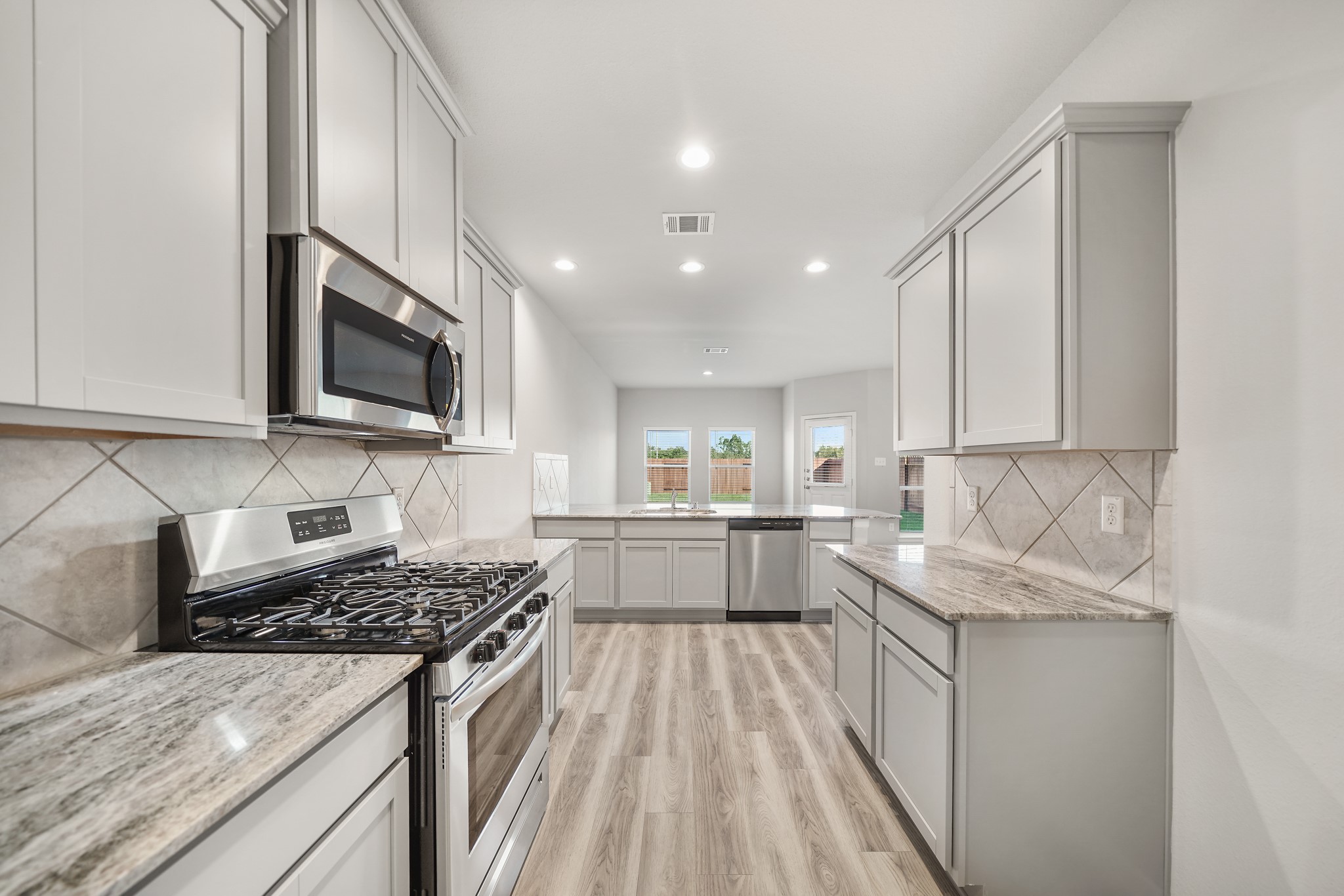 13313 Nabob Drive Property Photo 4