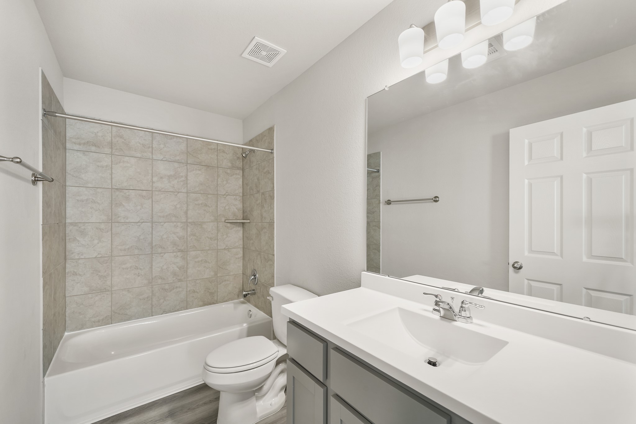 13313 Nabob Drive Property Photo 5