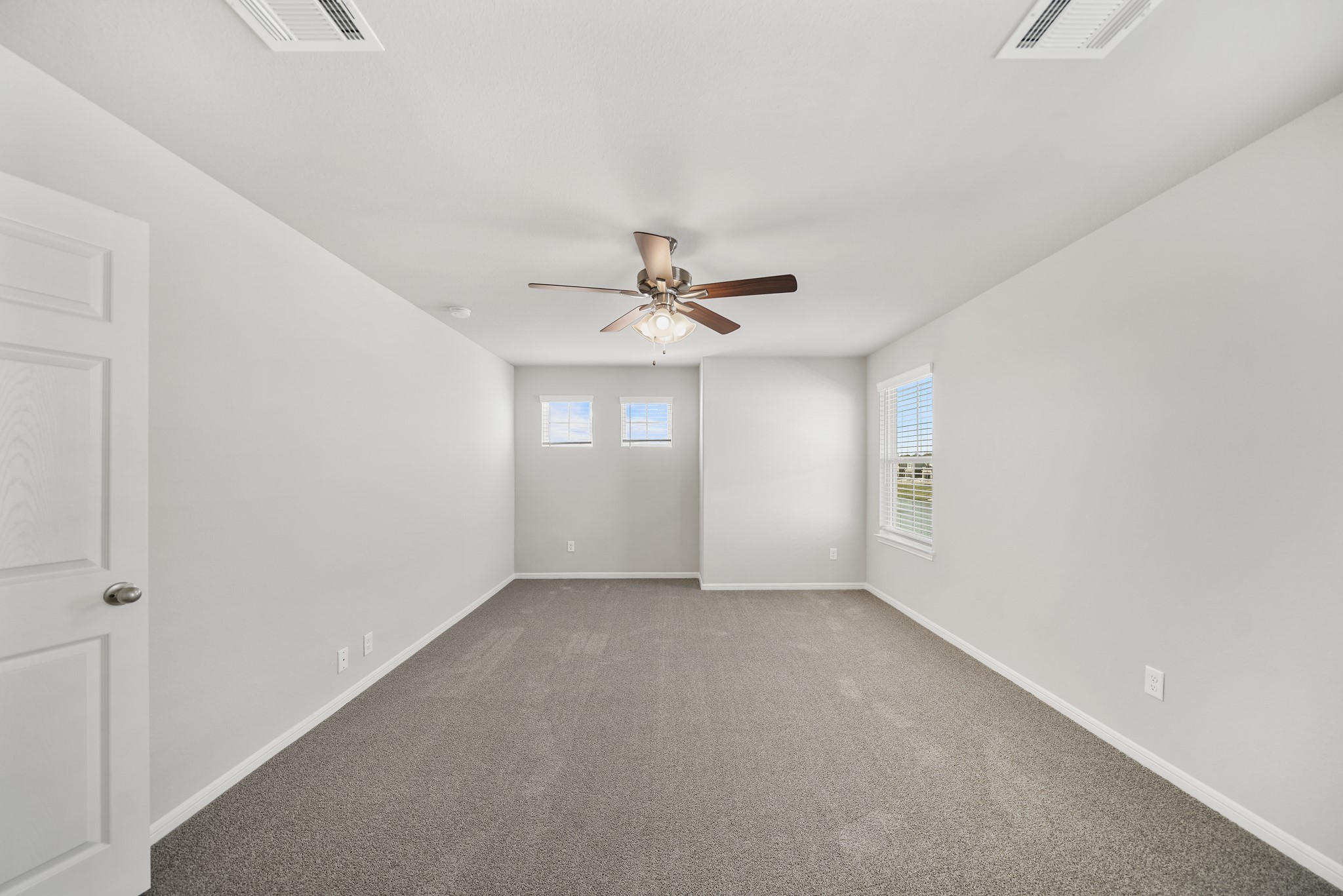 13313 Nabob Drive Property Photo 9