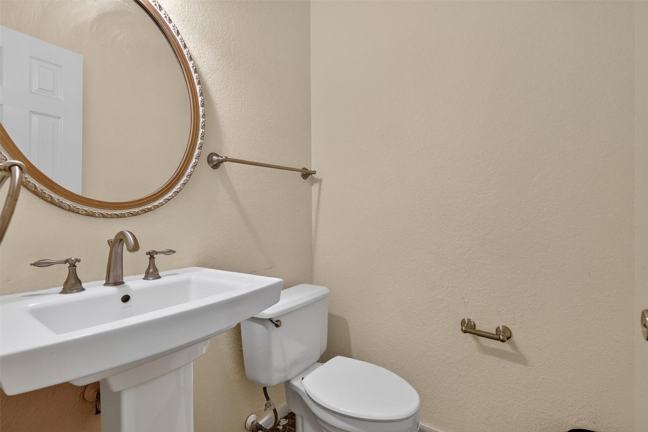 1306 N Gabriel River Circle Property Photo 22