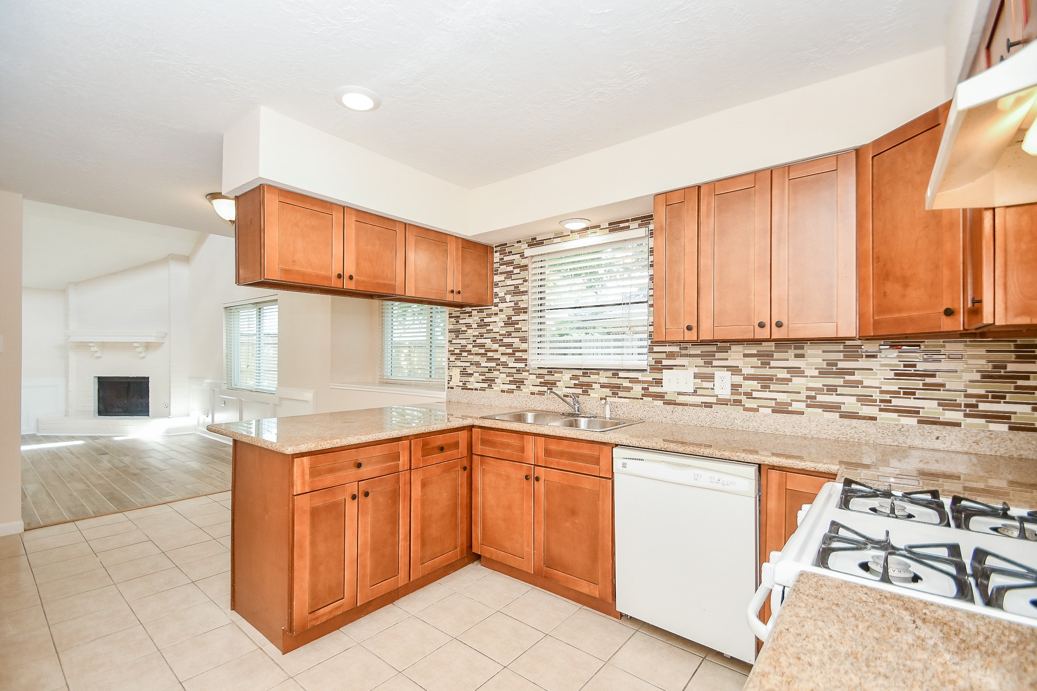 1406 Willow Bend Court Property Photo 12