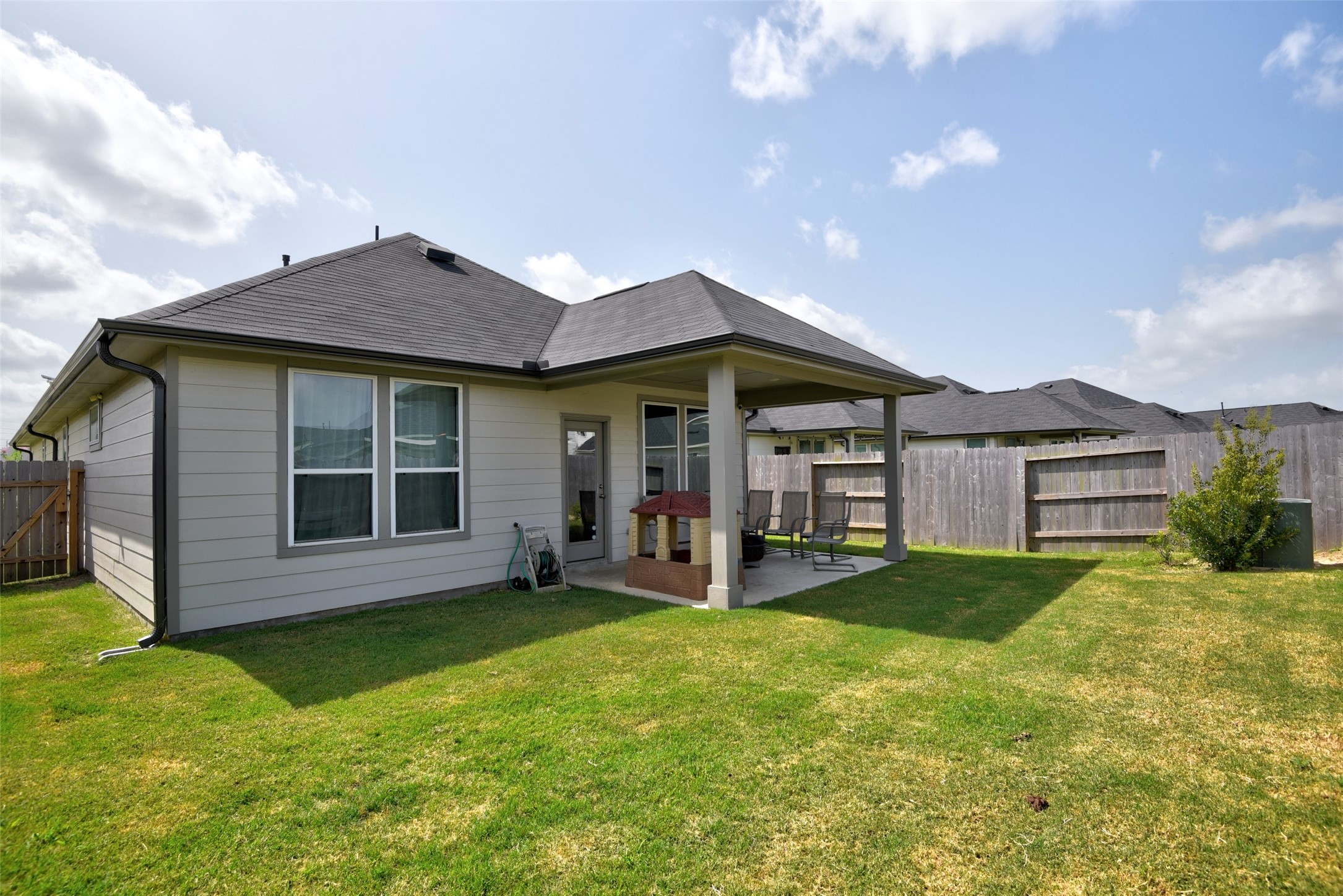 7215 Clearwater Cove Drive Property Photo 26