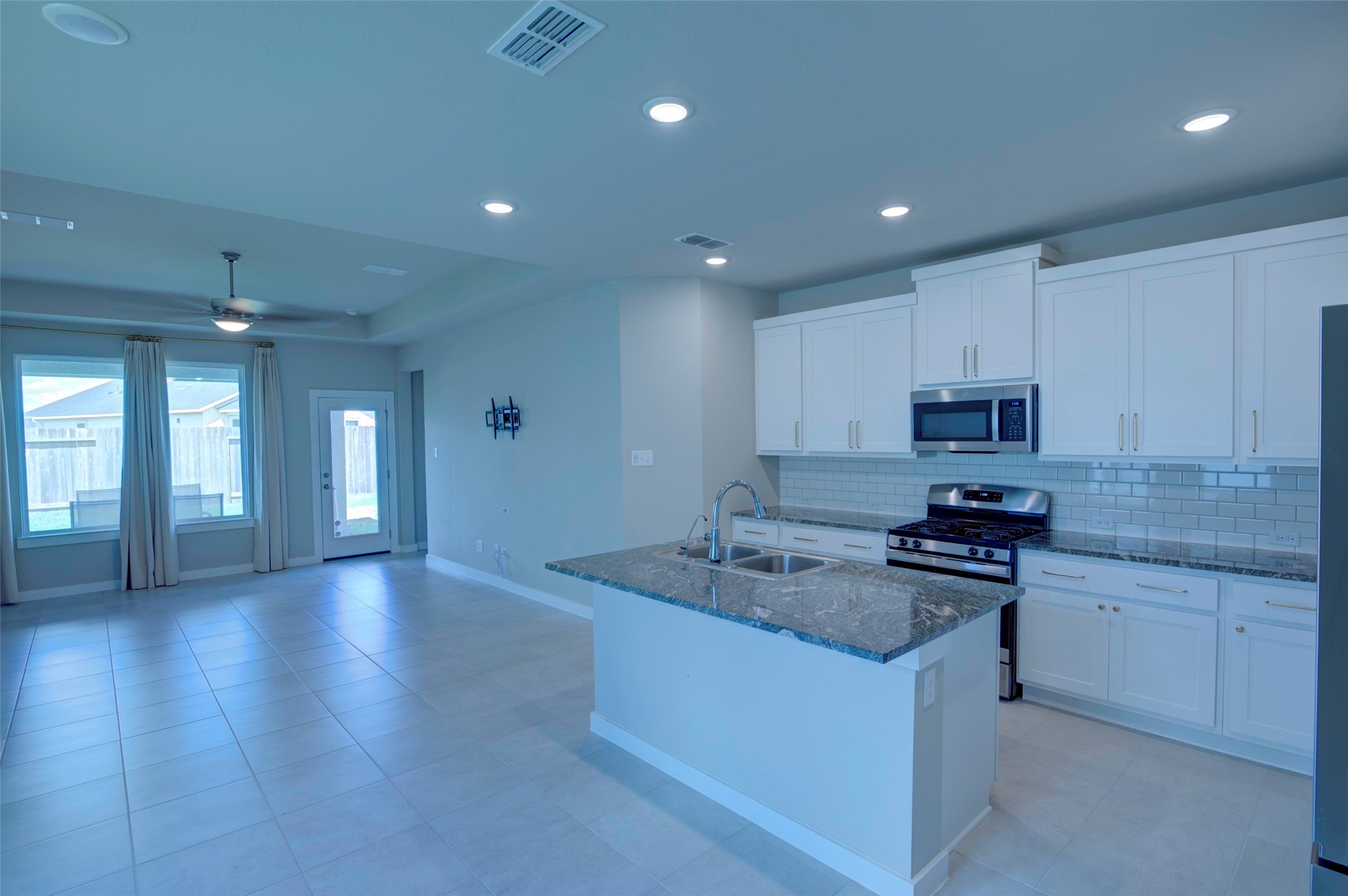 7215 Clearwater Cove Drive Property Photo 39
