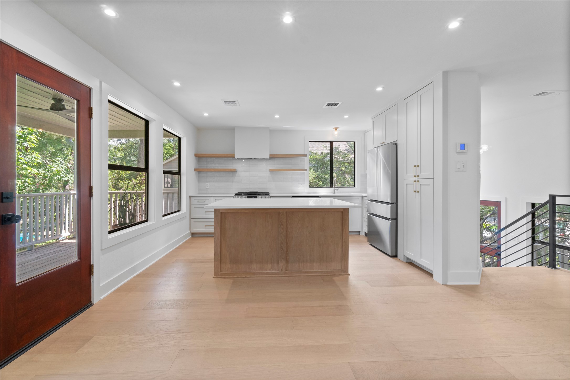 33 Split Rock Court Property Photo 8