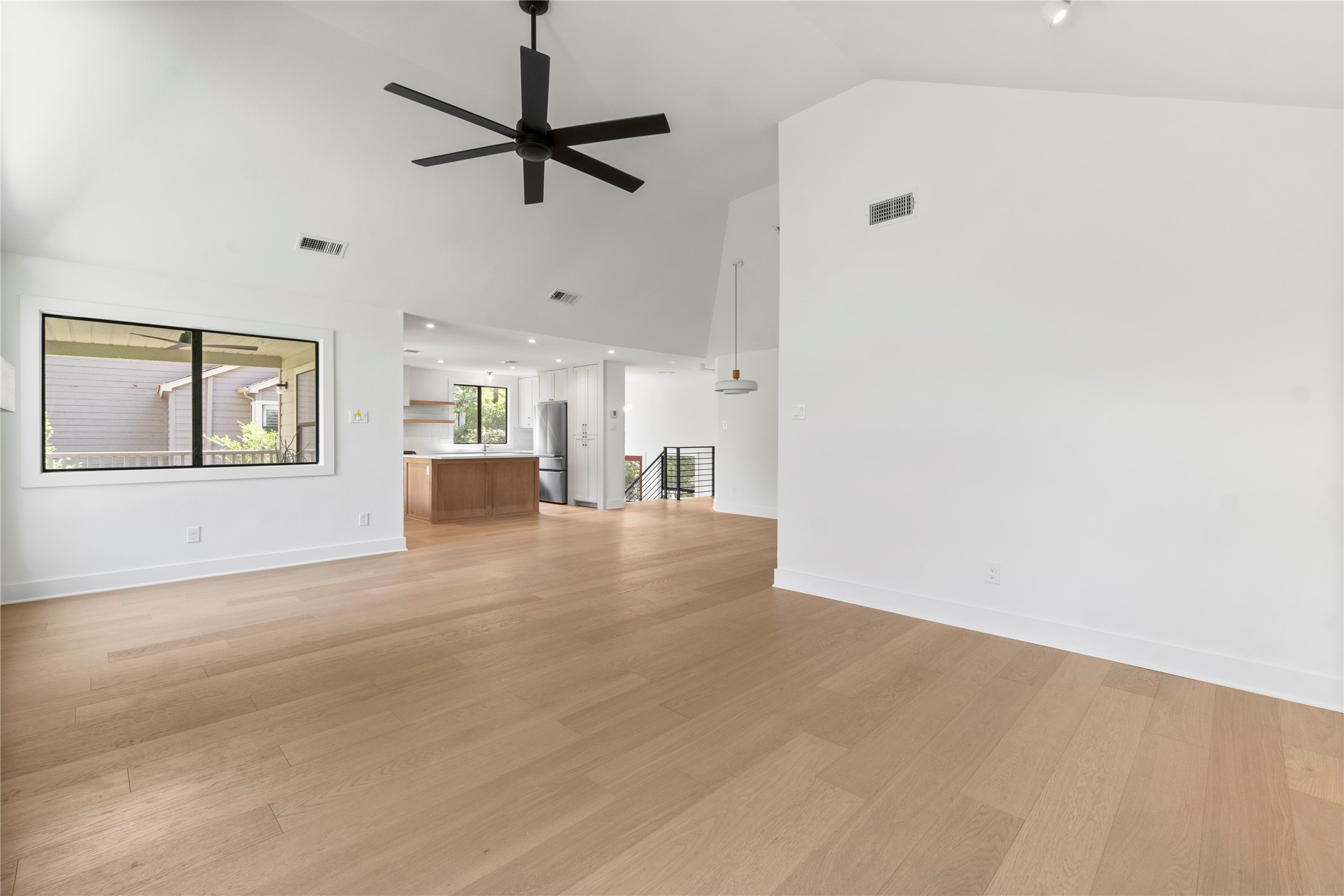 33 Split Rock Court Property Photo 14