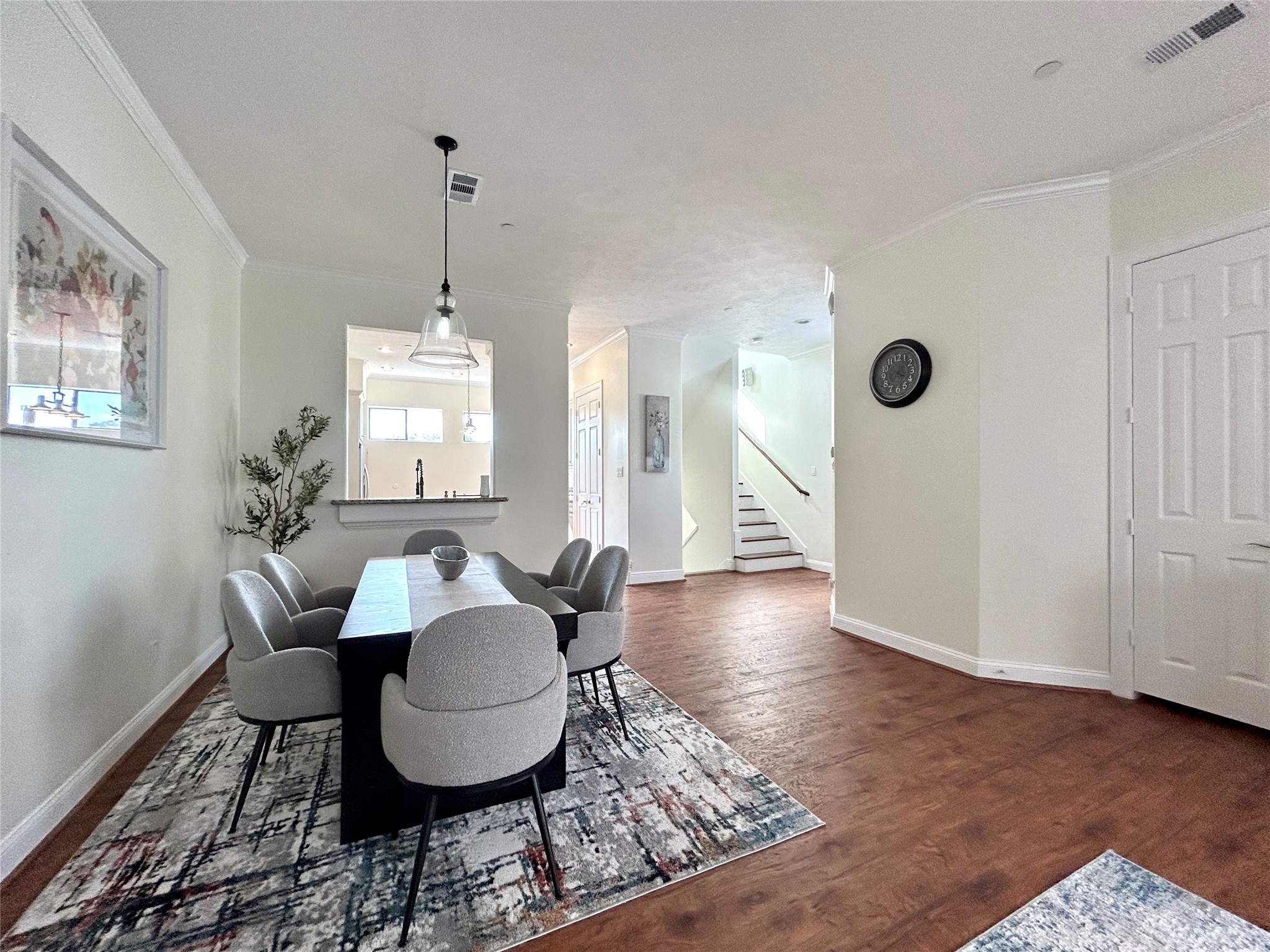 2609 Riverside Drive C Property Photo 8