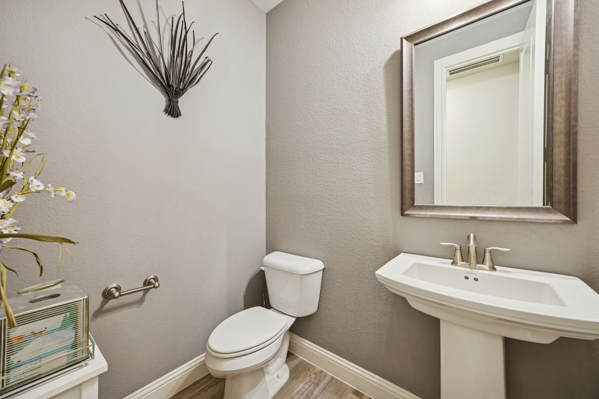 950 Gentle Knoll Lane Property Photo 6