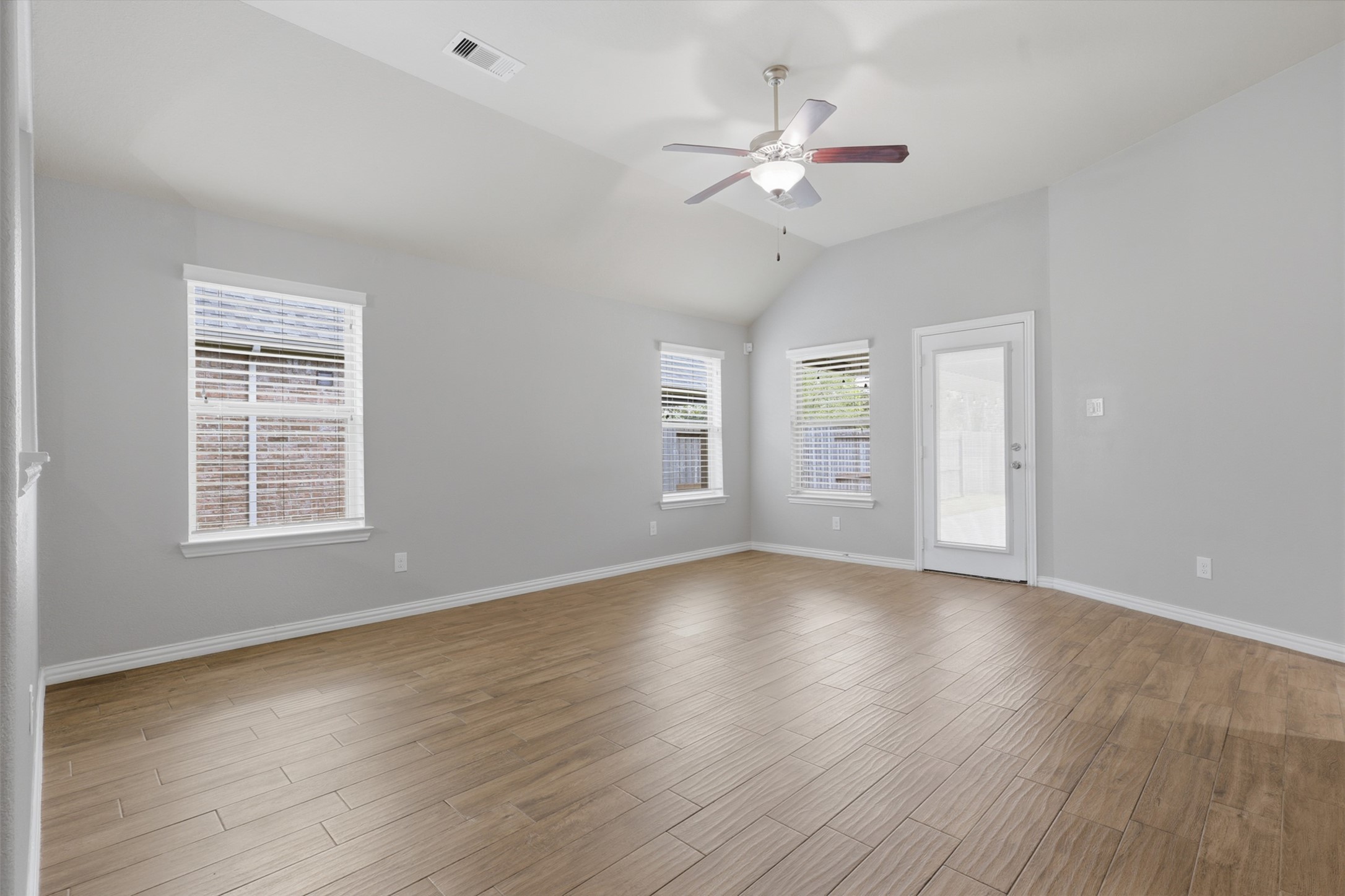2809 Parkside Village Lane Property Photo 15