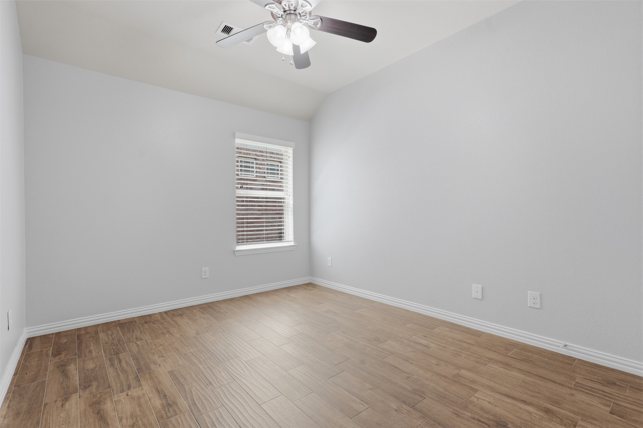 2809 Parkside Village Lane Property Photo 27