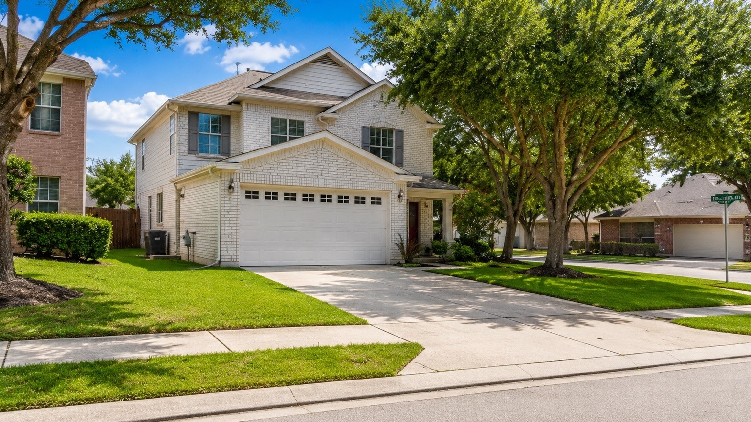 18227 Fair Grange Lane Property Photo 4