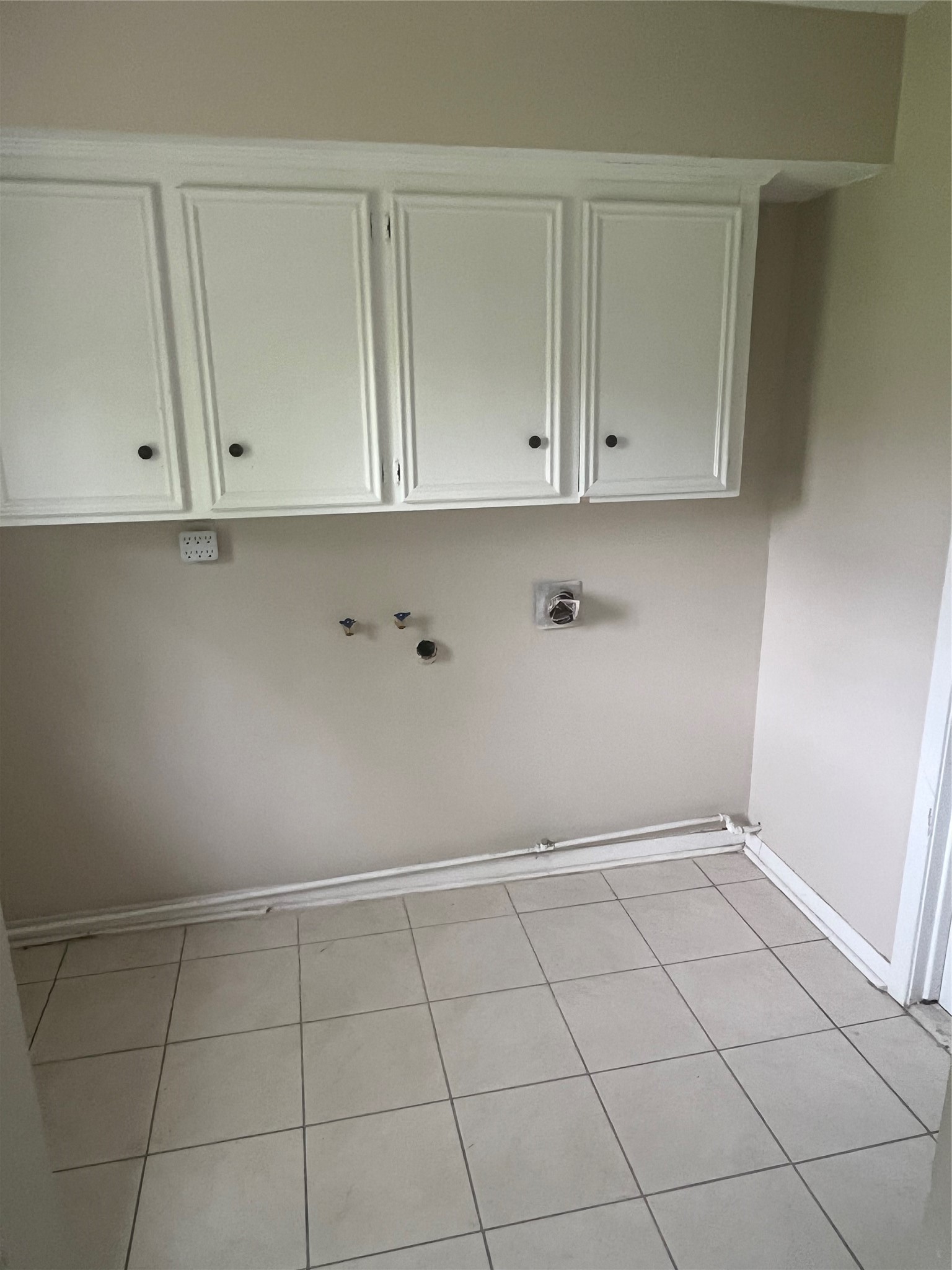 423 W Troy Road Property Photo 6