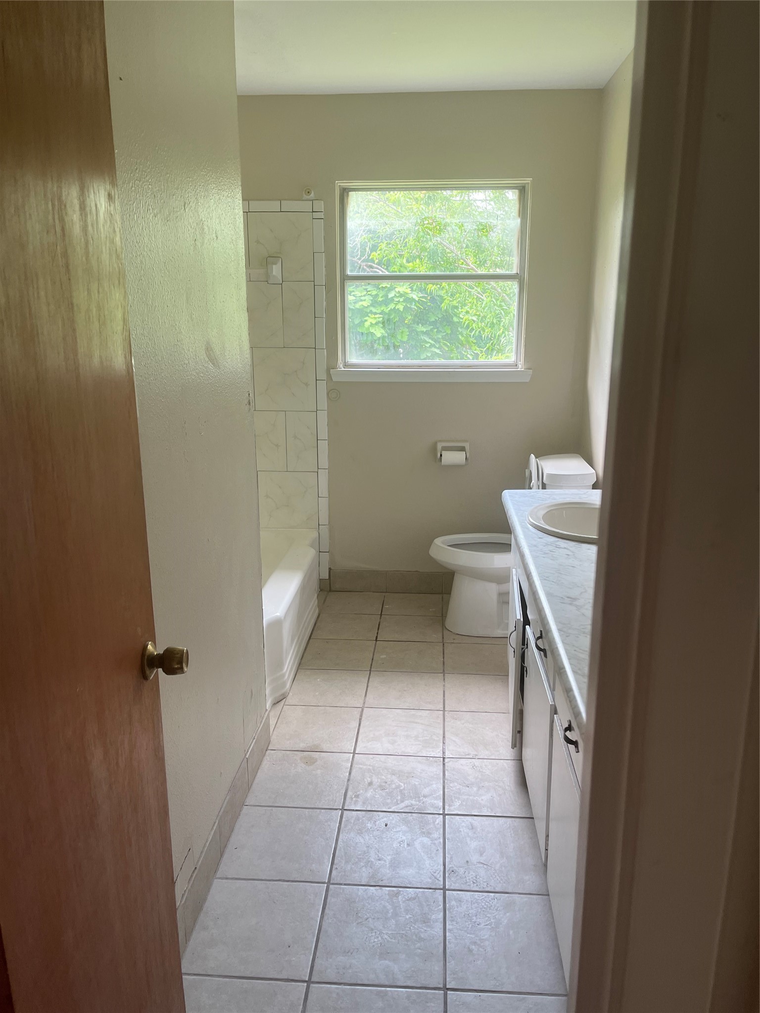 423 W Troy Road Property Photo 10