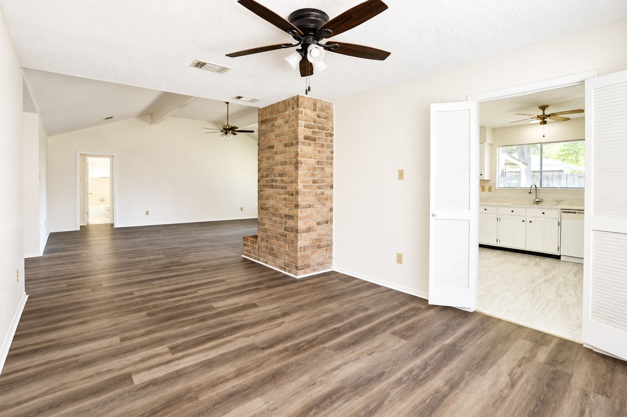2326 Hazy Creek Drive Property Photo 19