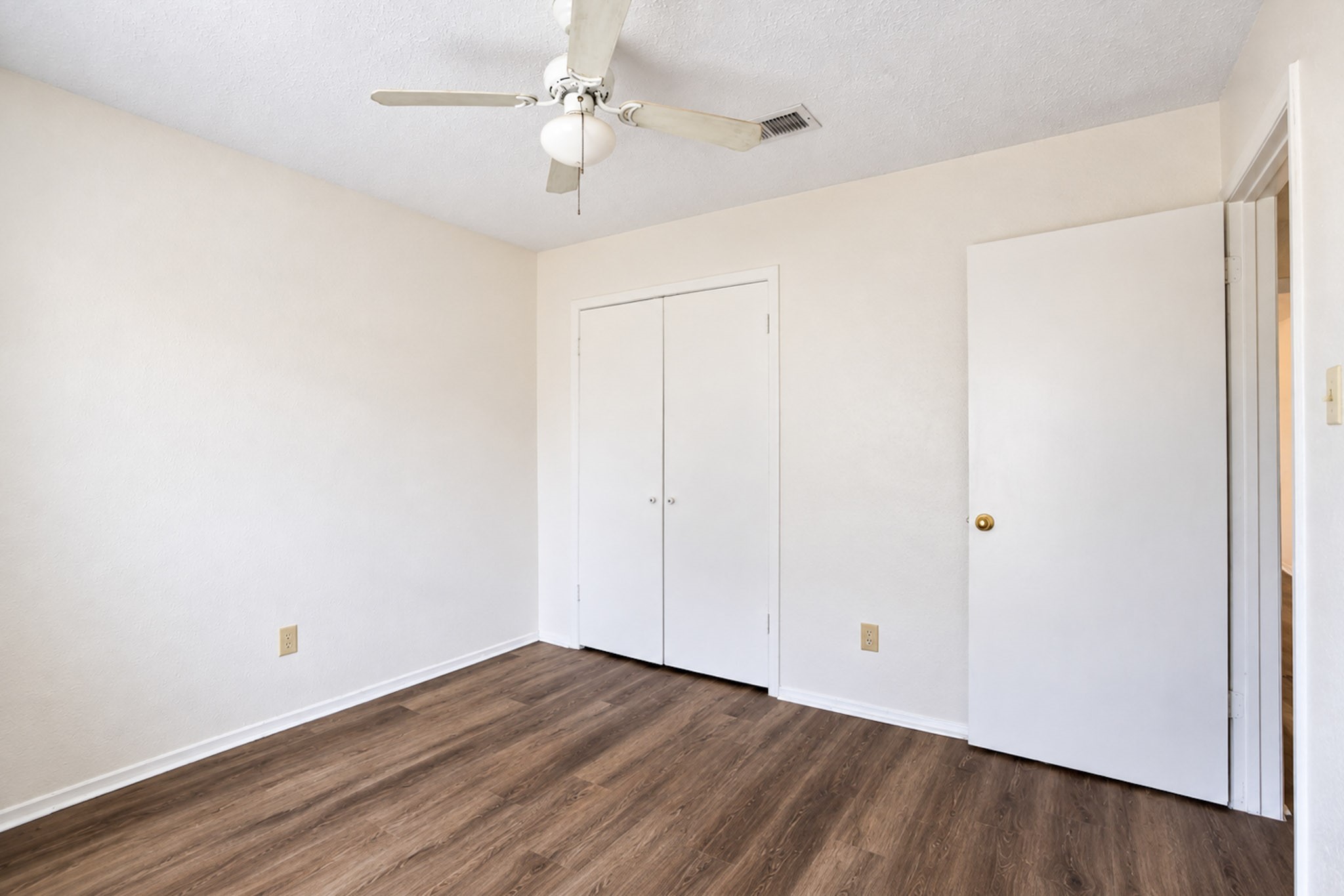 2326 Hazy Creek Drive Property Photo 29