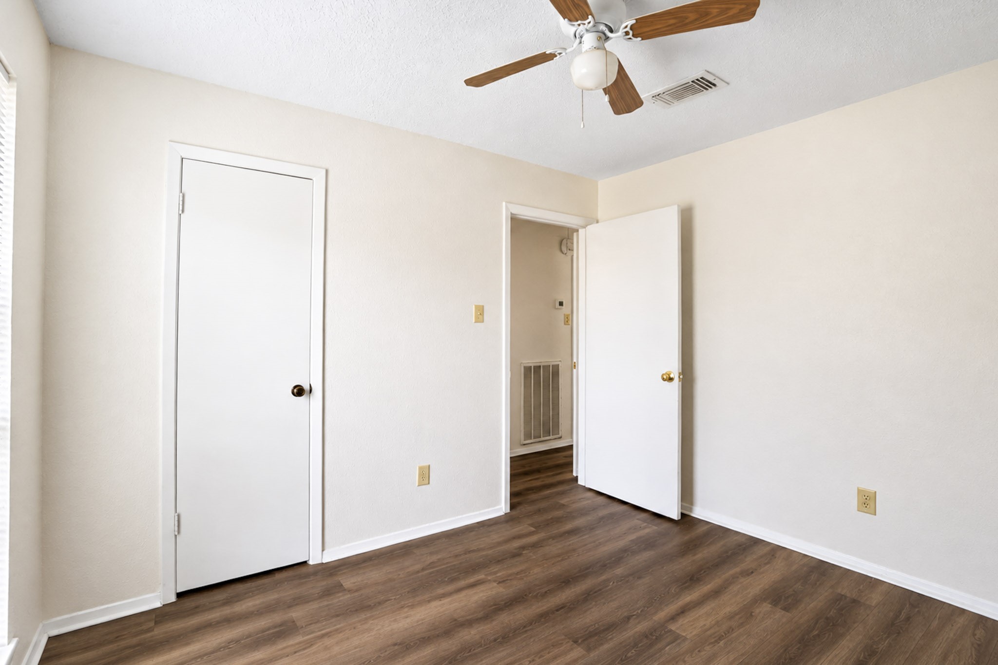 2326 Hazy Creek Drive Property Photo 34