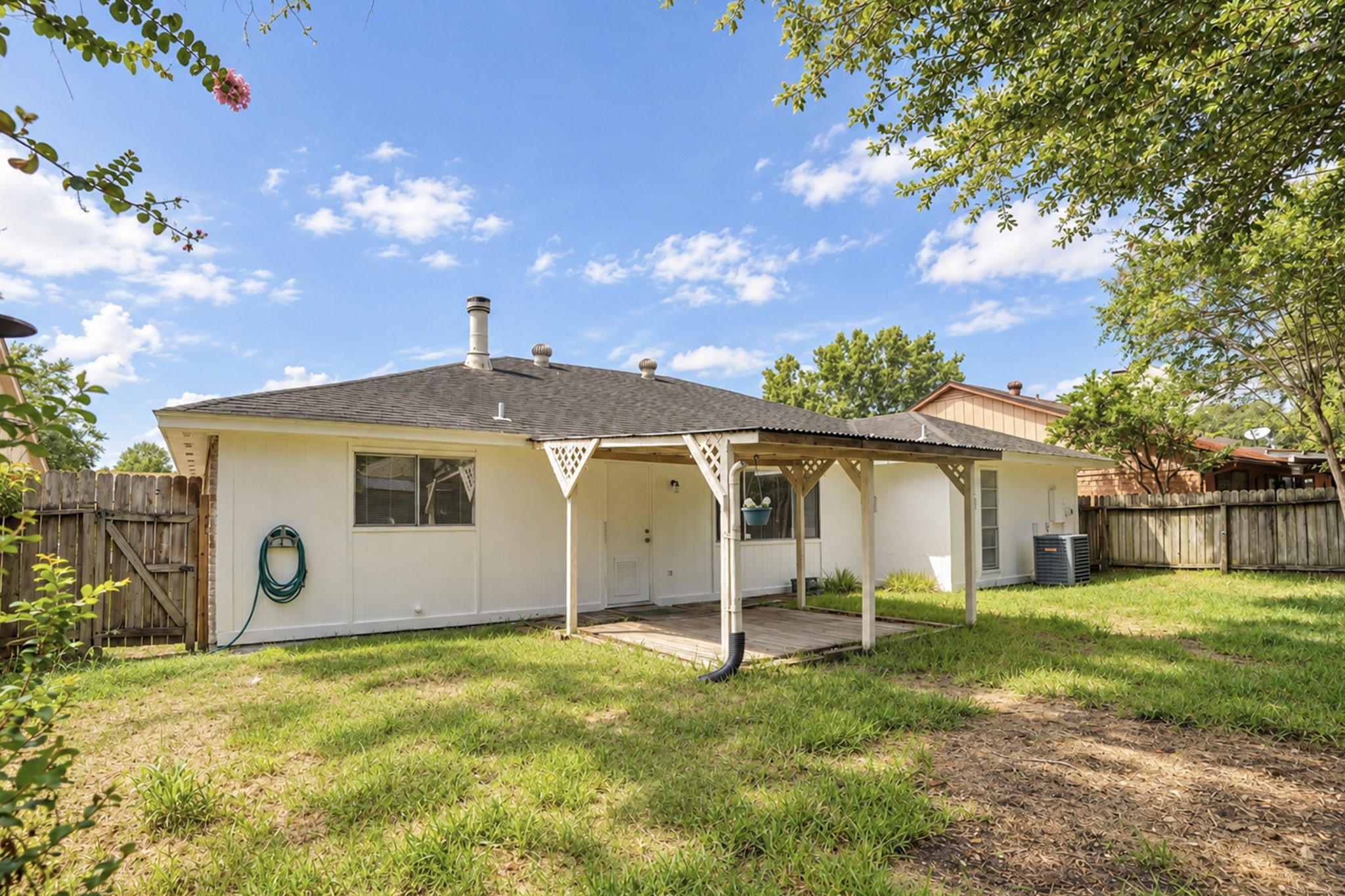 2326 Hazy Creek Drive Property Photo 37