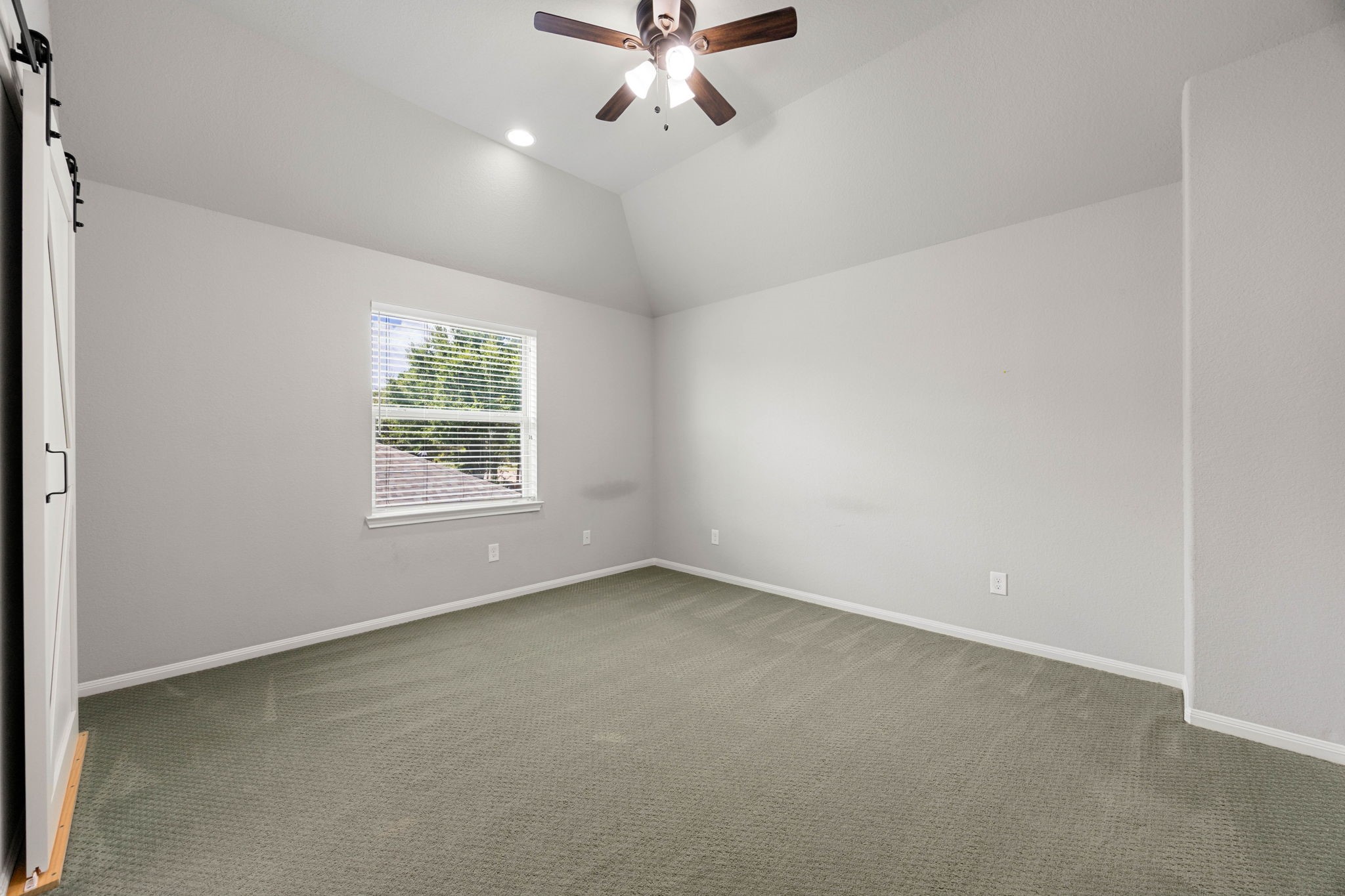 10606 Comeaux Lane Property Photo 29