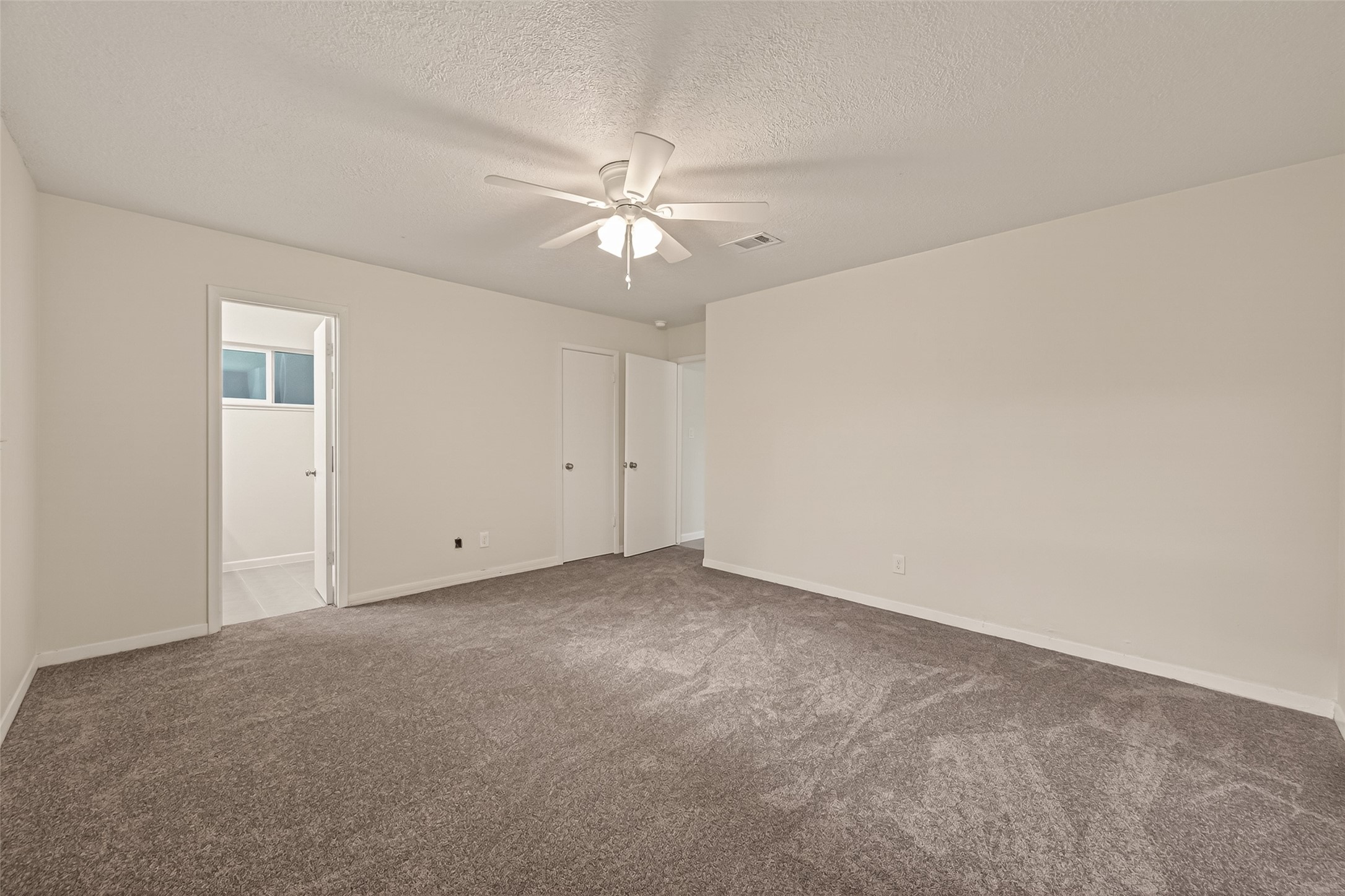9 N Amburn Road Property Photo 30