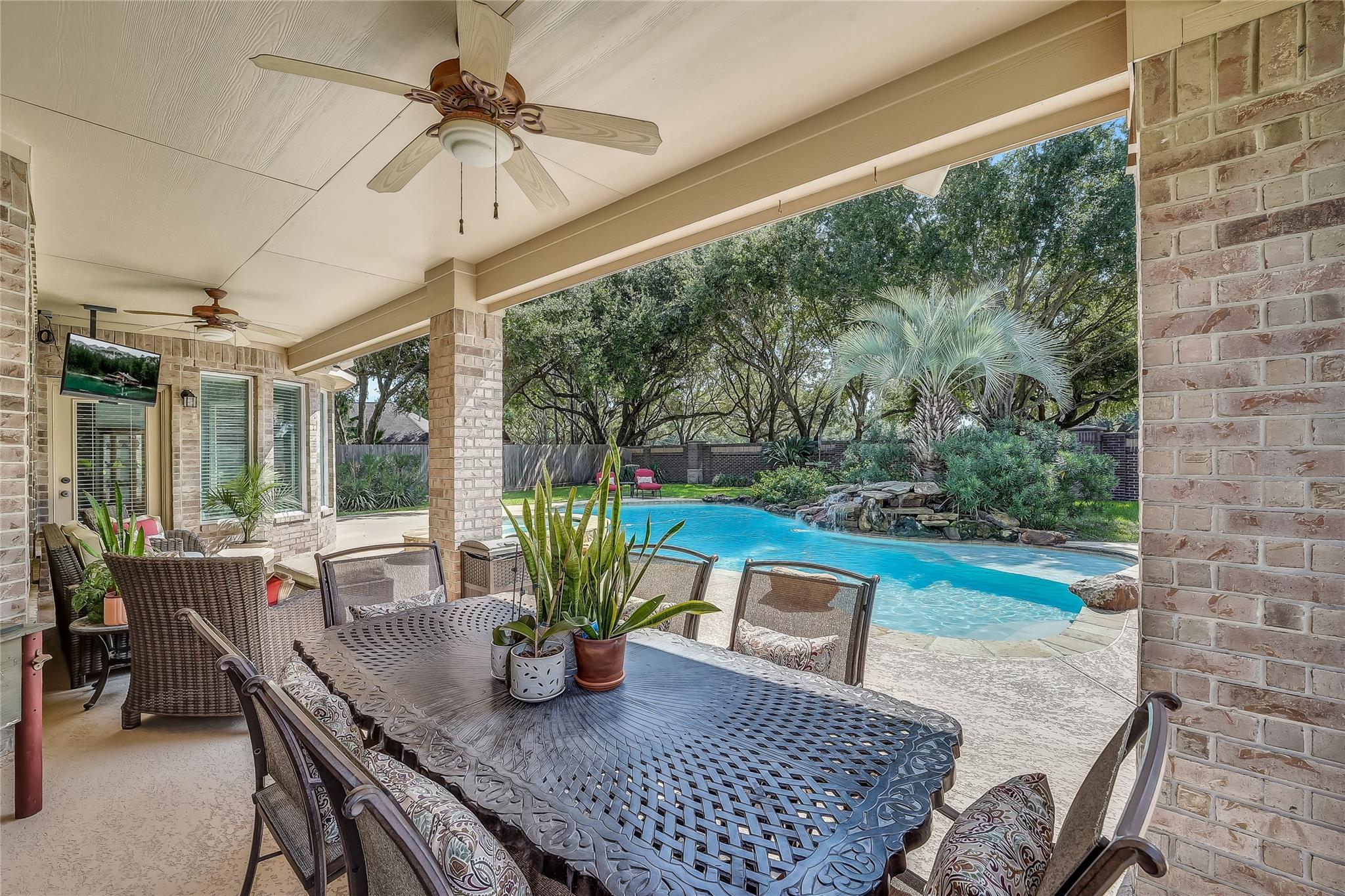22307 Maybrook Park Circle Property Photo 8