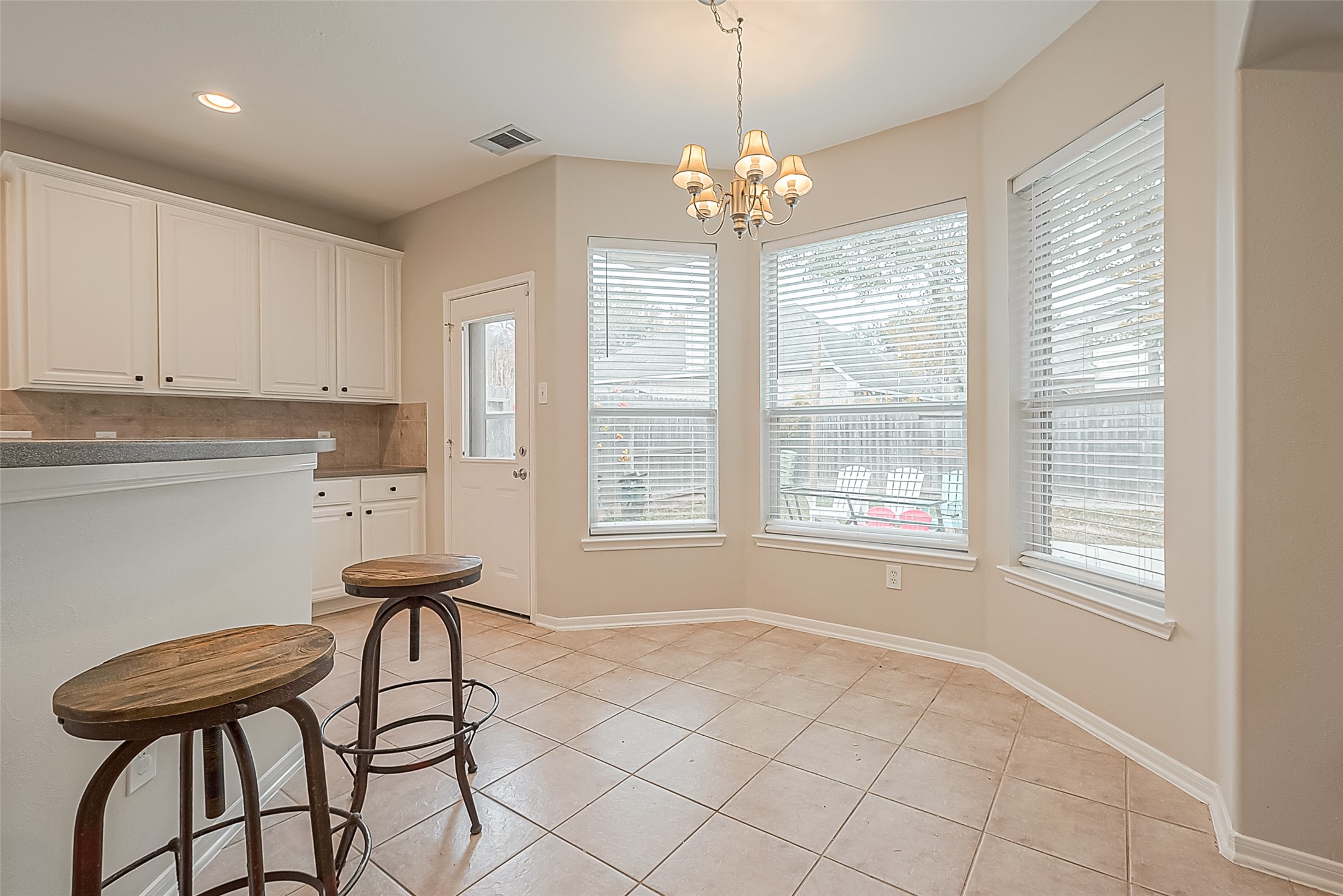 4202 Stone Oak Court Property Photo 3