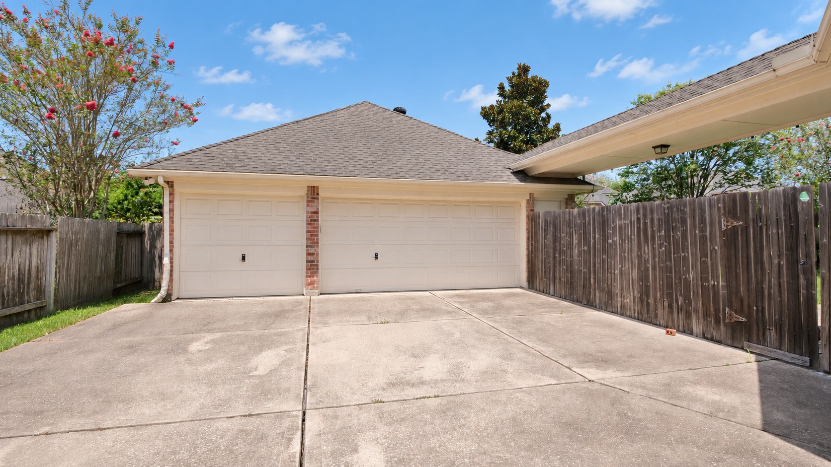 21318 Chickory Trail Property Photo 33