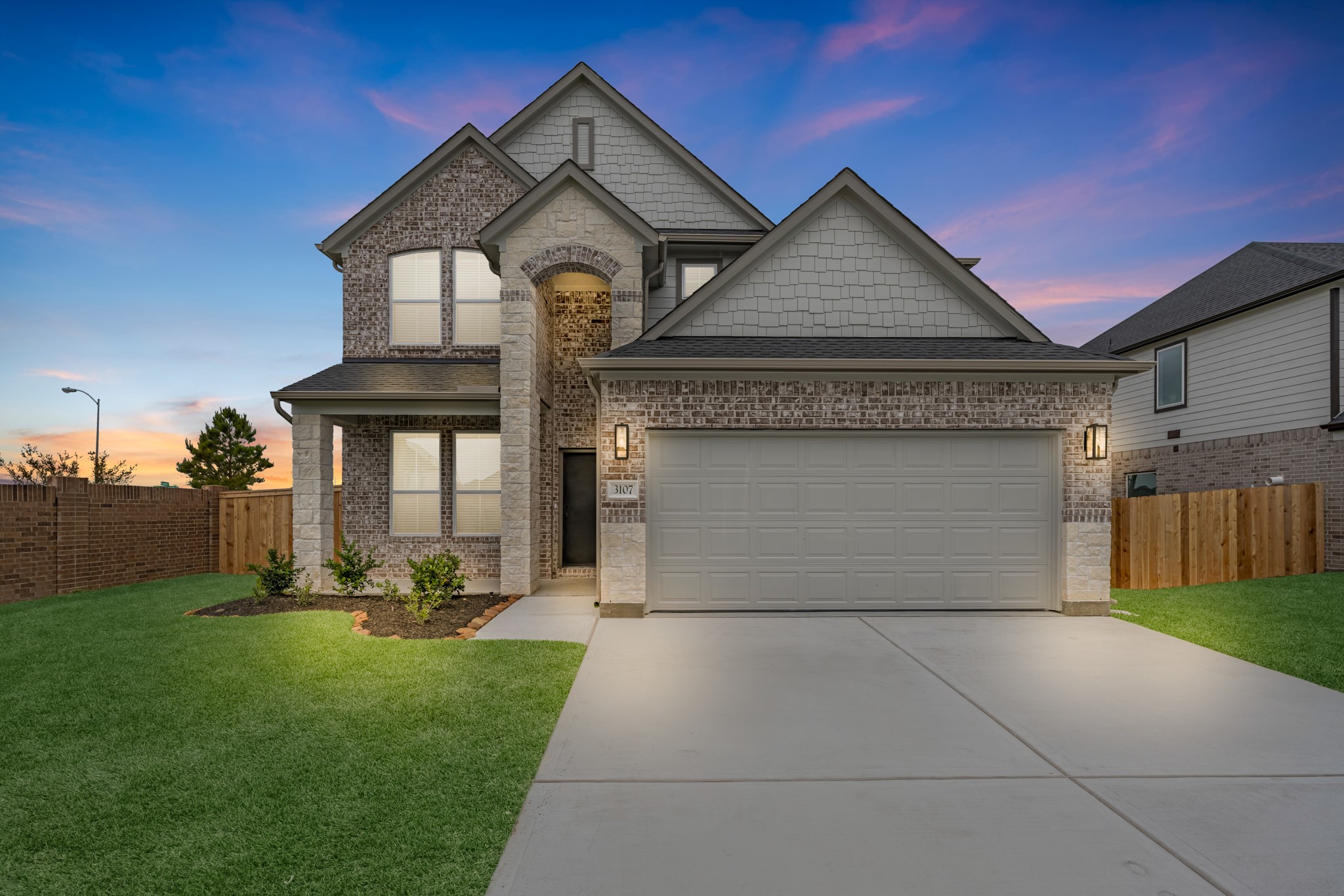 3107 Spitfire Drive Property Photo 1