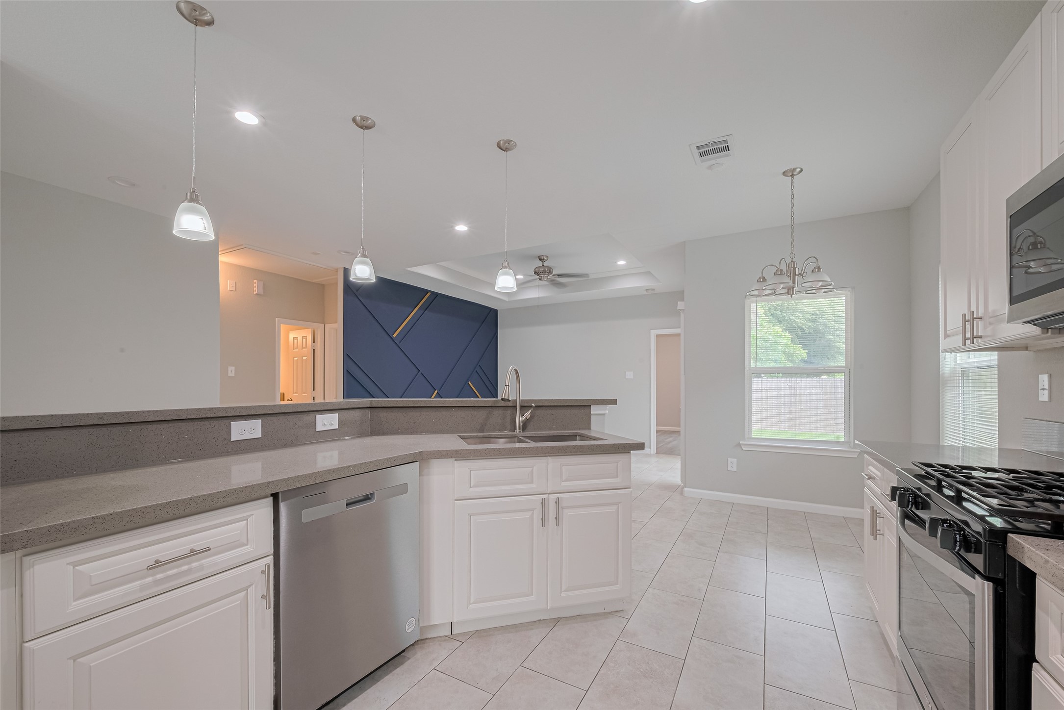 7981 Saint Louis Street Property Photo 14