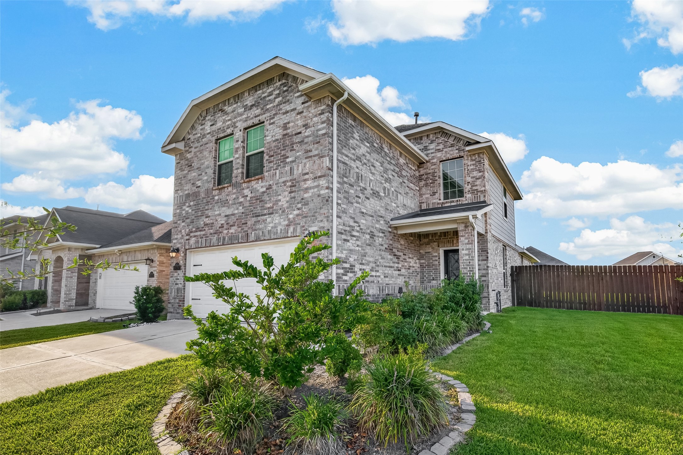 31206 Conover Drive Property Photo 4