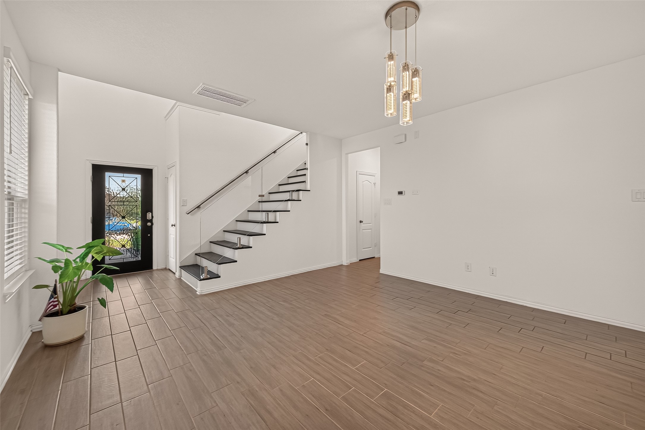 31206 Conover Drive Property Photo 10