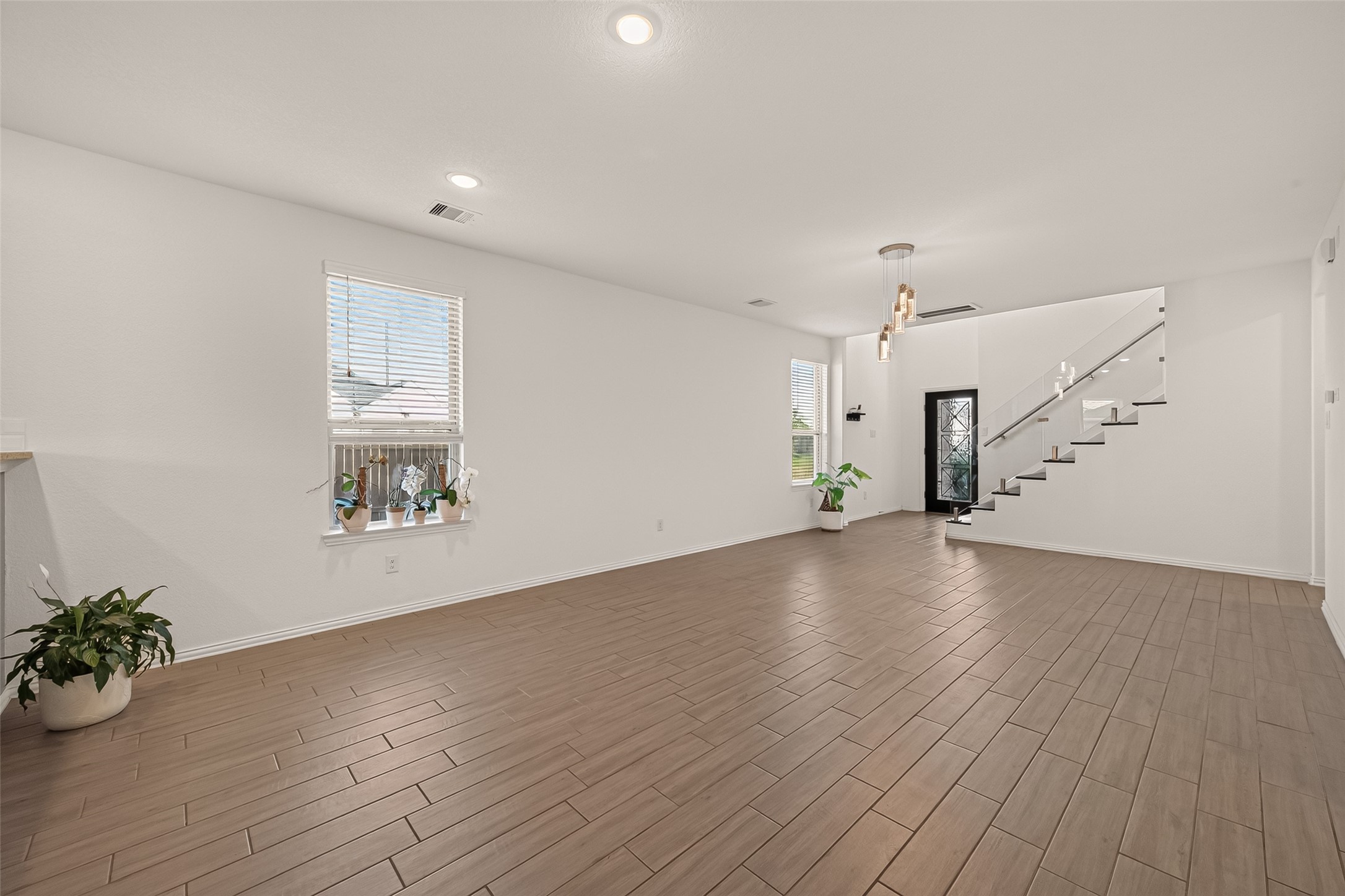 31206 Conover Drive Property Photo 12
