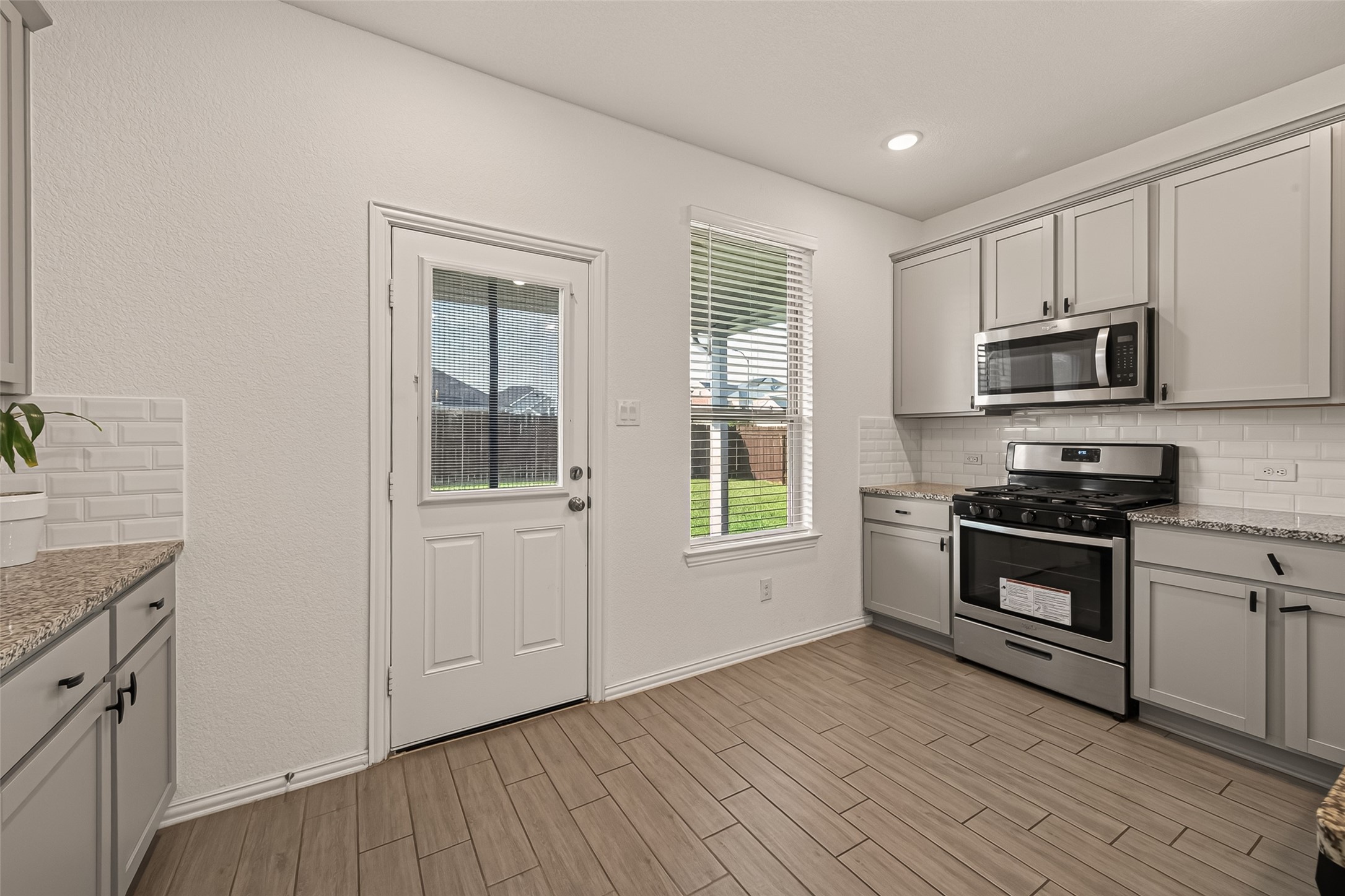 31206 Conover Drive Property Photo 14