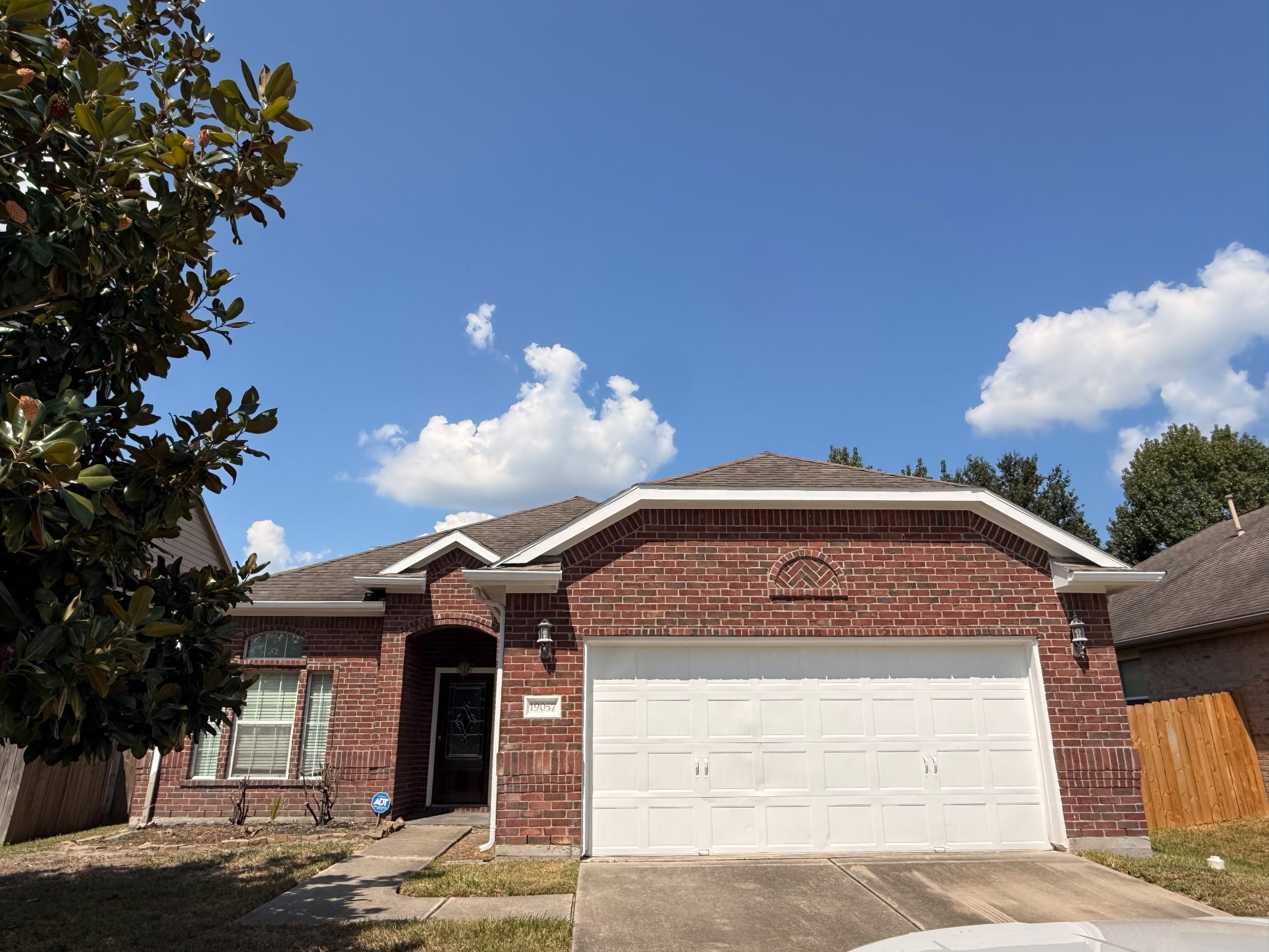 19057 Hammer Lane Property Photo 1