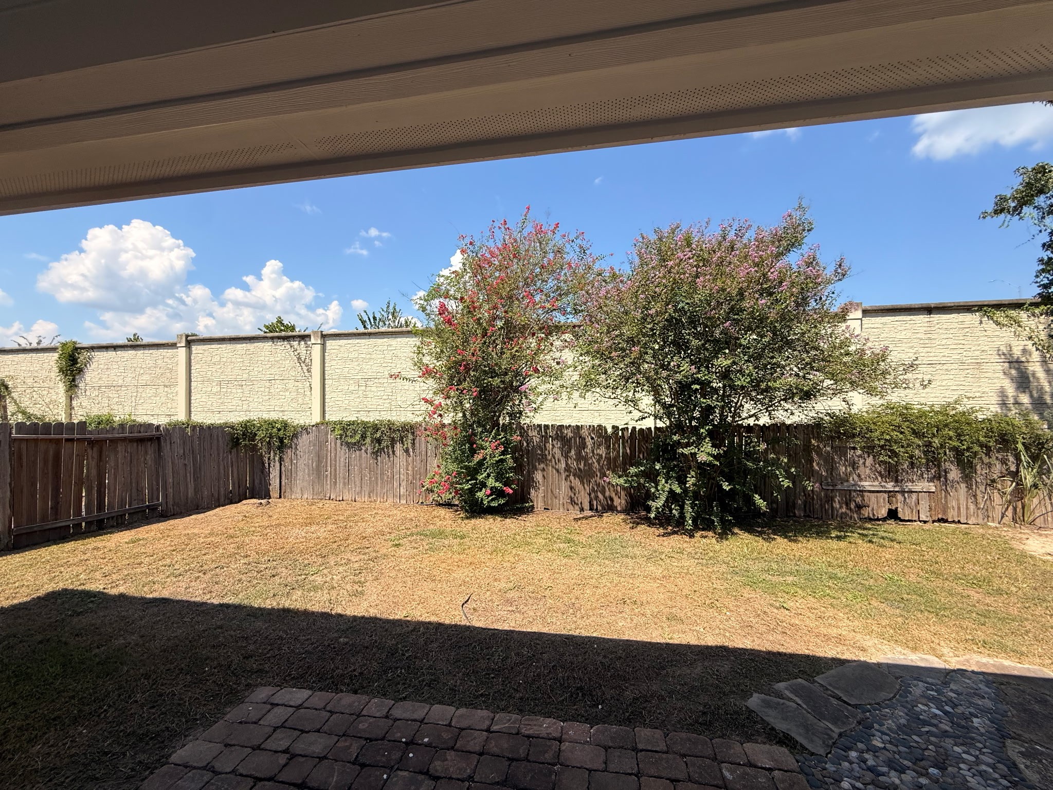 19057 Hammer Lane Property Photo 12