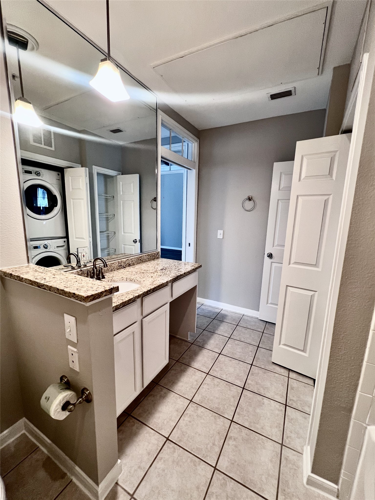 5353 Memorial Drive 1055 Property Photo 6
