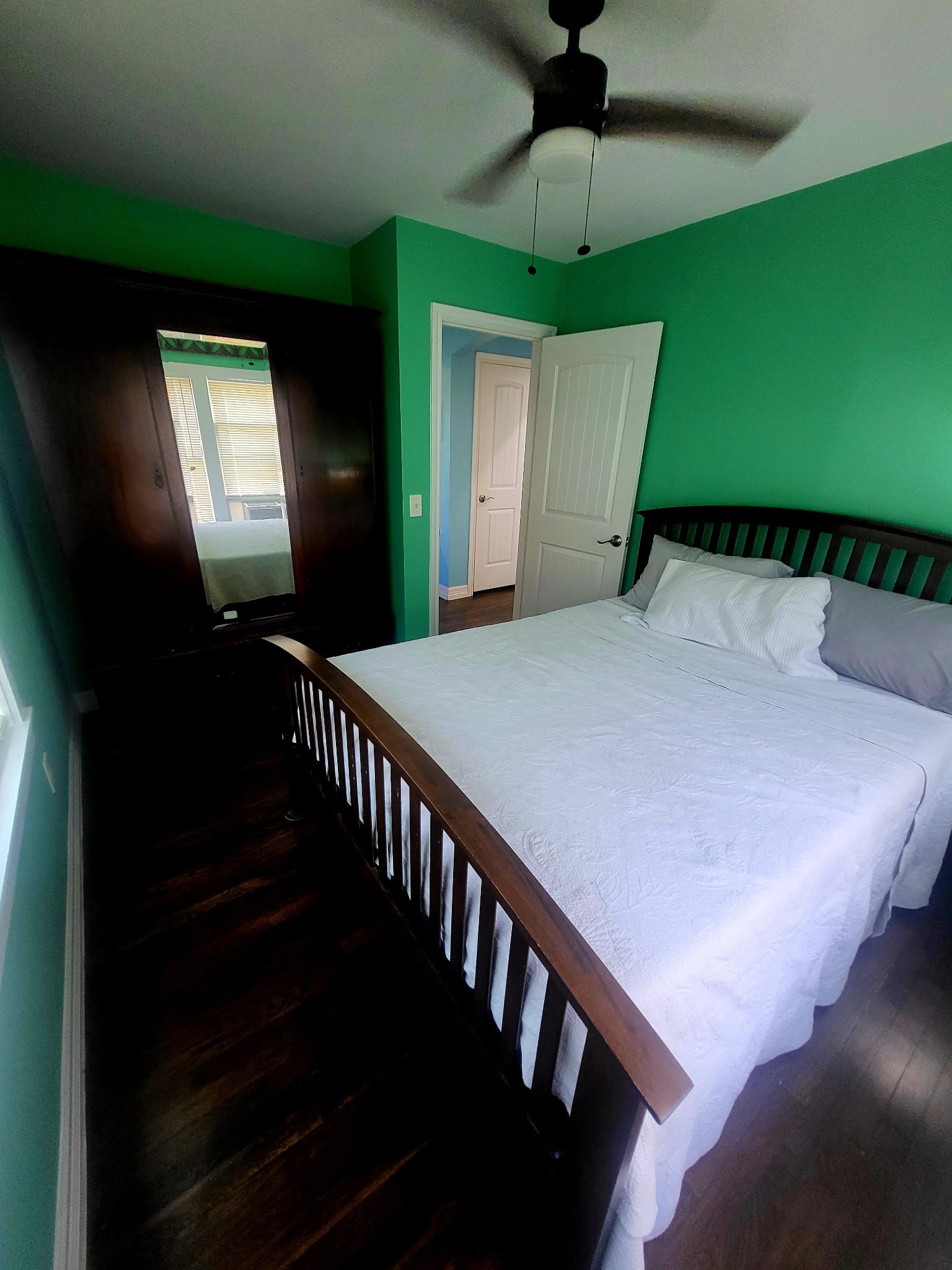 5710 Maco Street Property Photo 8