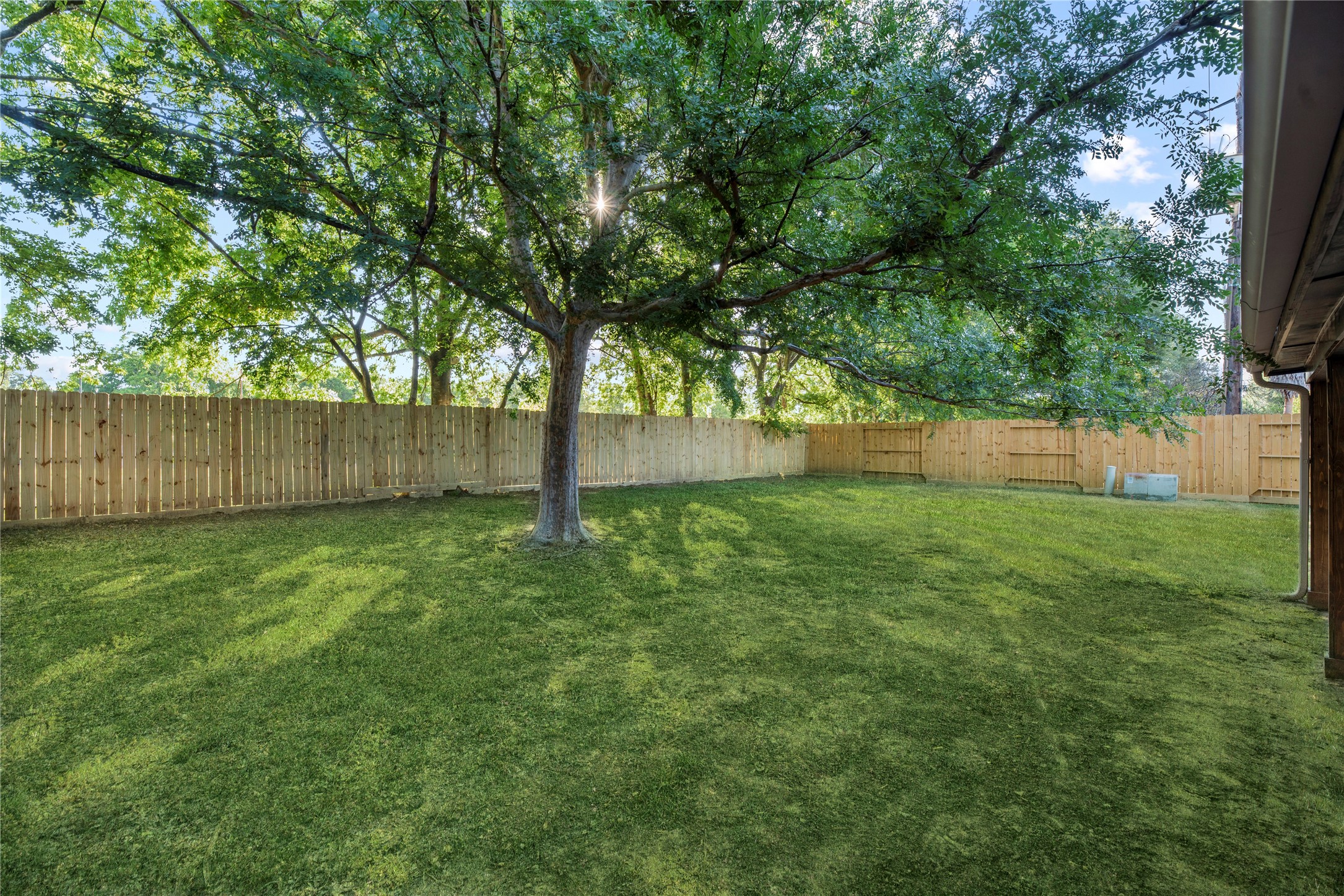 17114 Banchory Avenue Property Photo 26