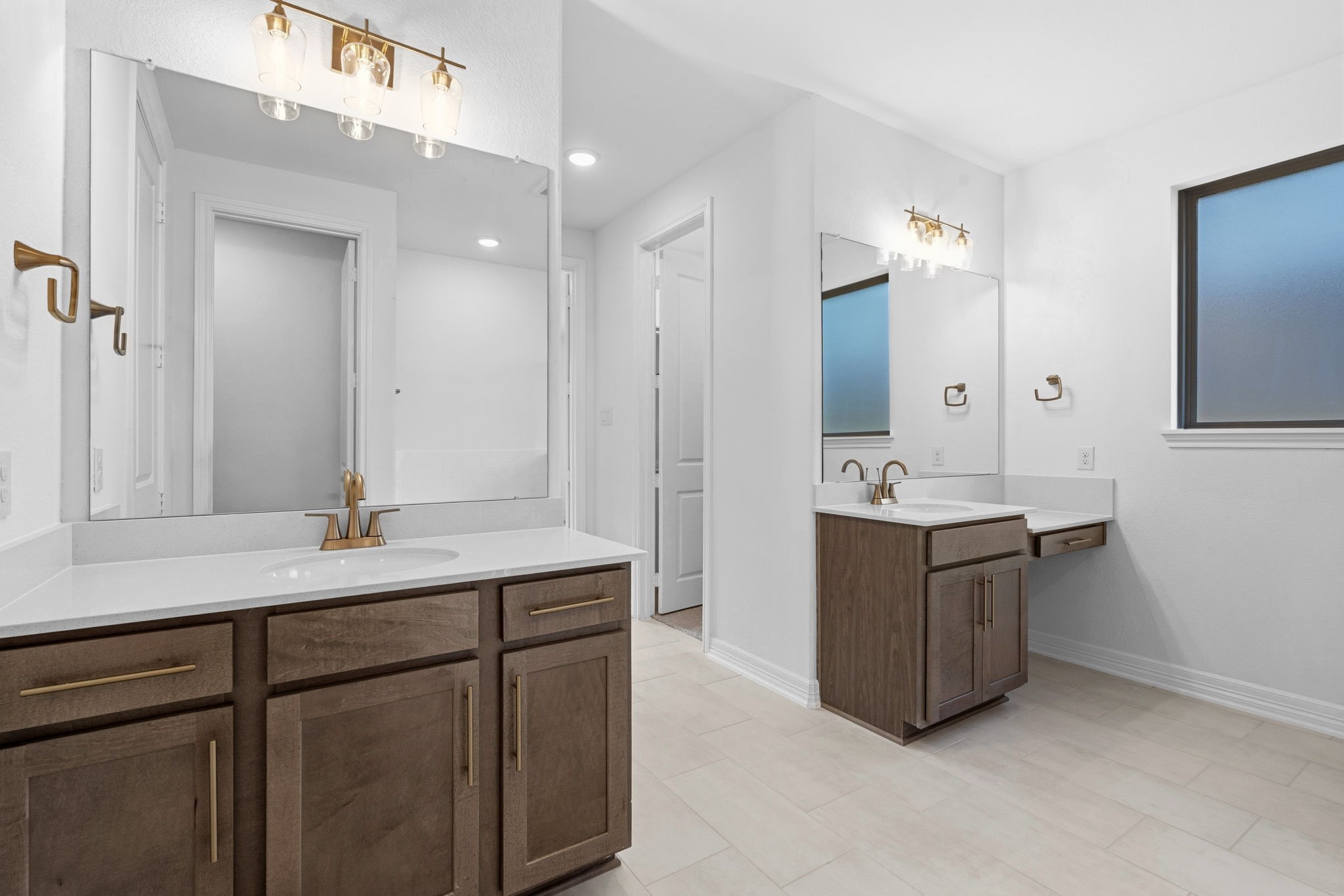 2021 Blue Mar Drive Property Photo 15
