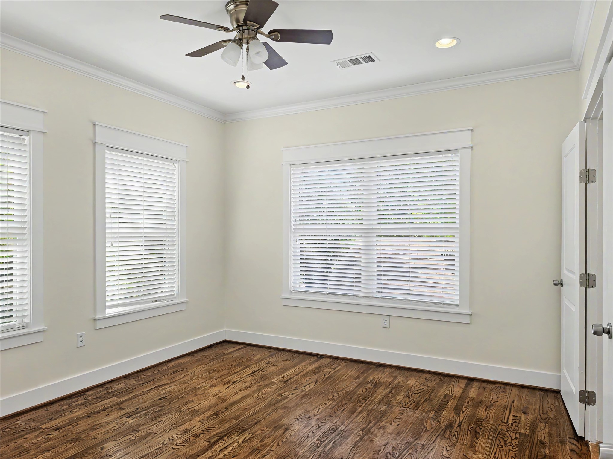 603 Archer Street Property Photo 23