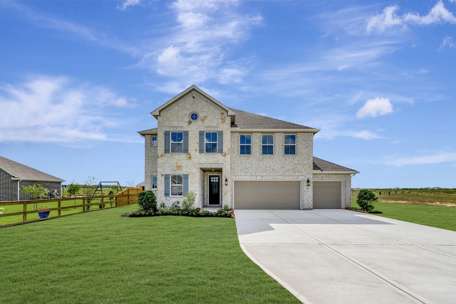 514 Cane Crossing Lake Drive Property Photo 1