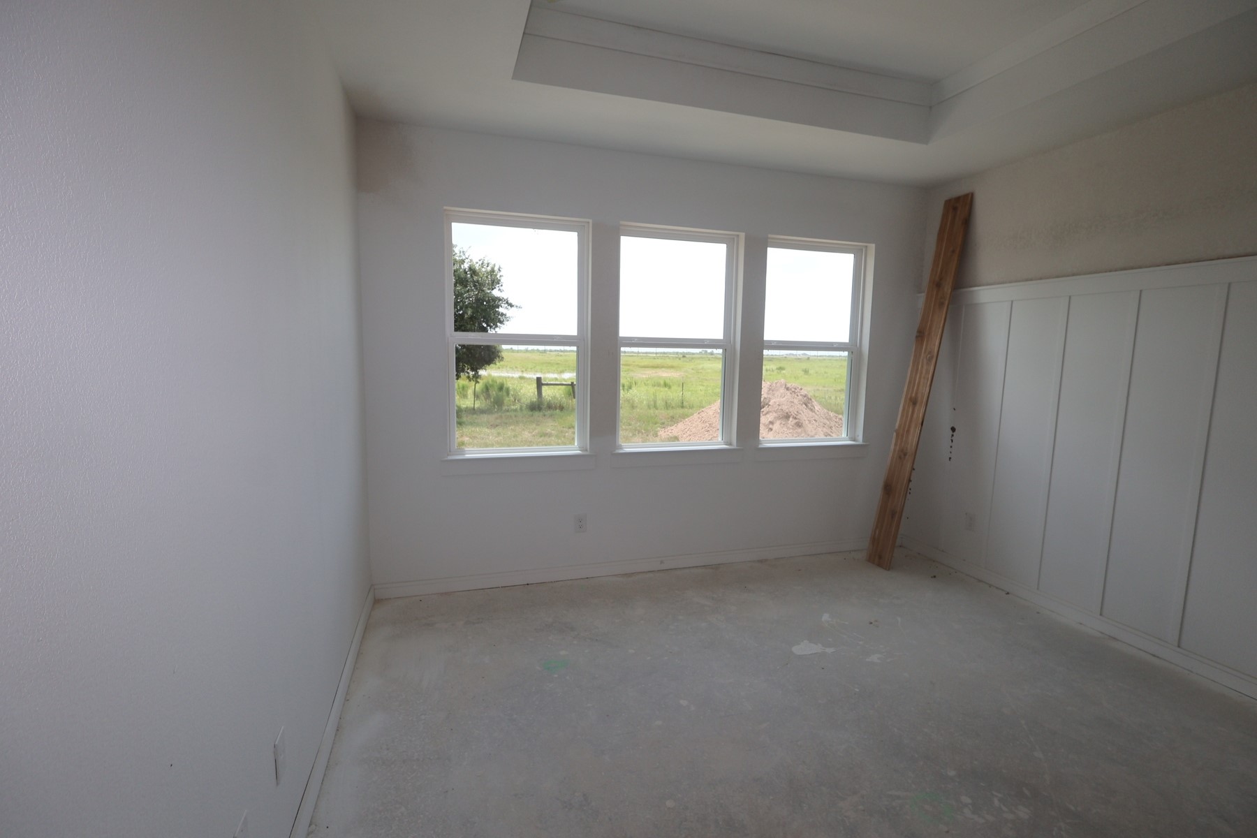 514 Cane Crossing Lake Drive Property Photo 8