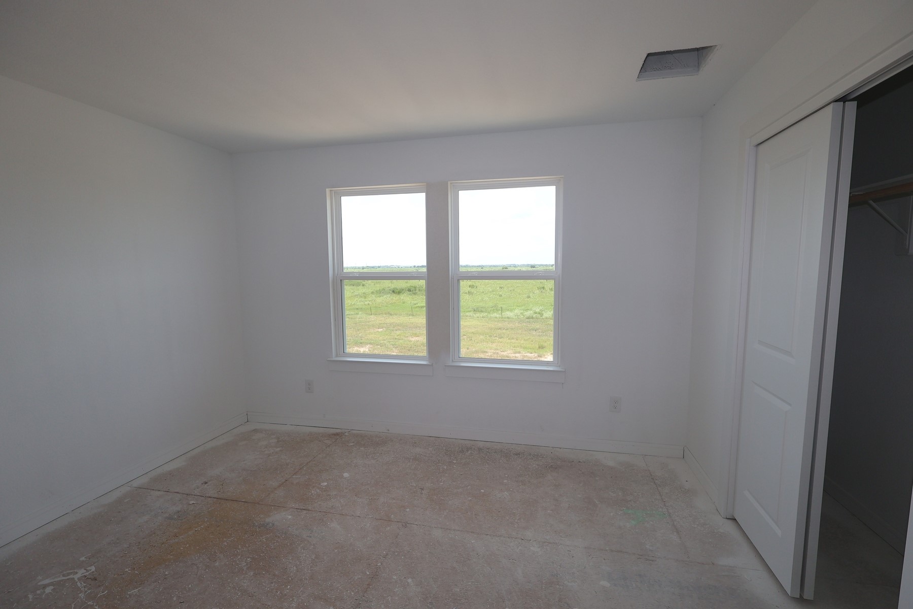 514 Cane Crossing Lake Drive Property Photo 10