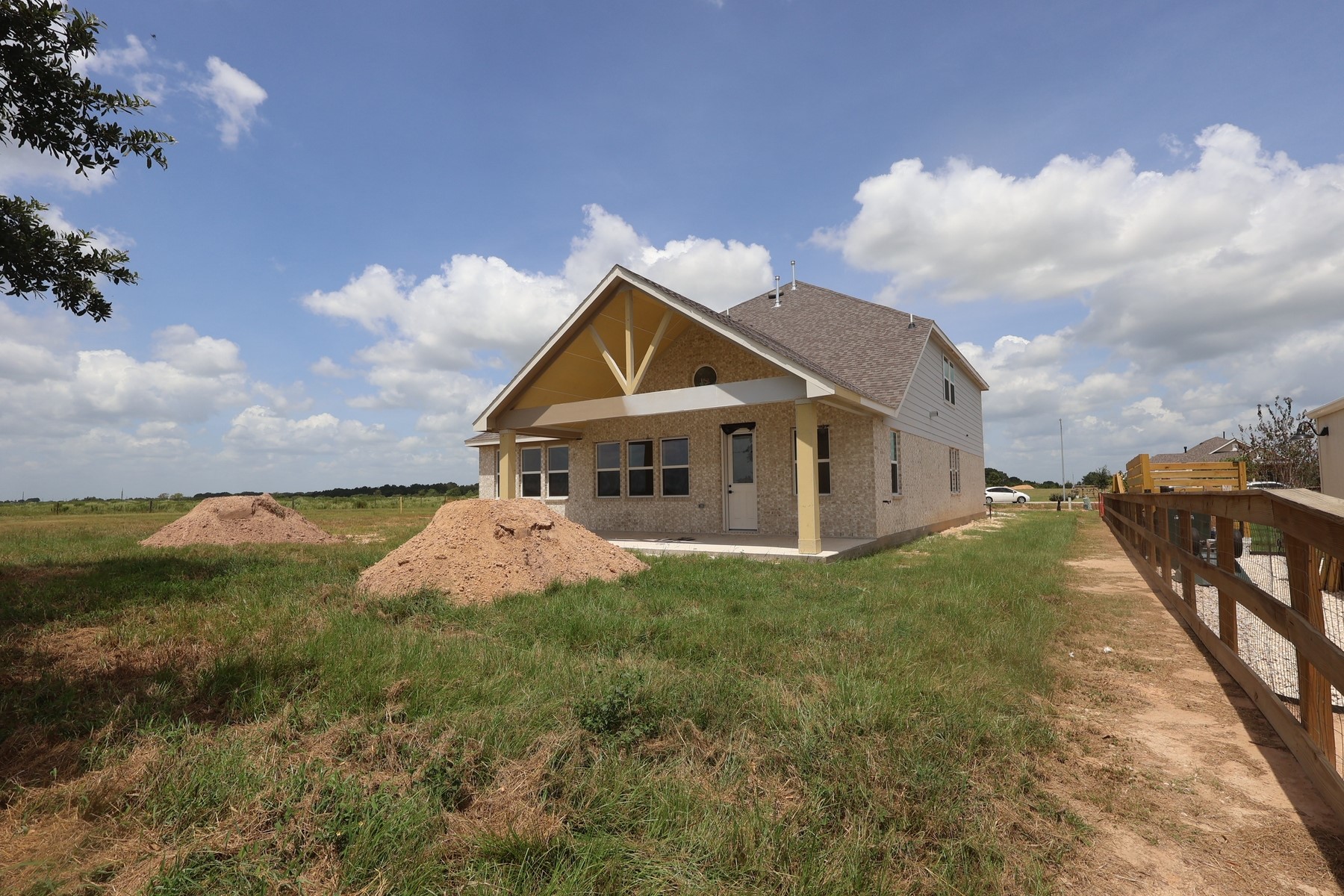 514 Cane Crossing Lake Drive Property Photo 14