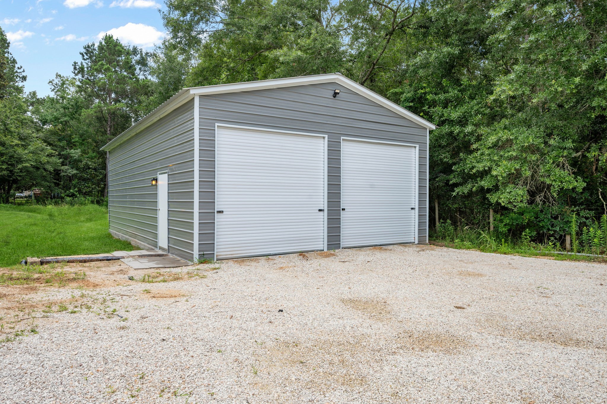 376 Jill Street Property Photo 6