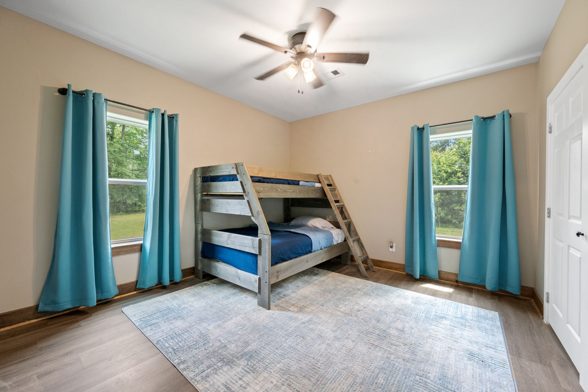 376 Jill Street Property Photo 18